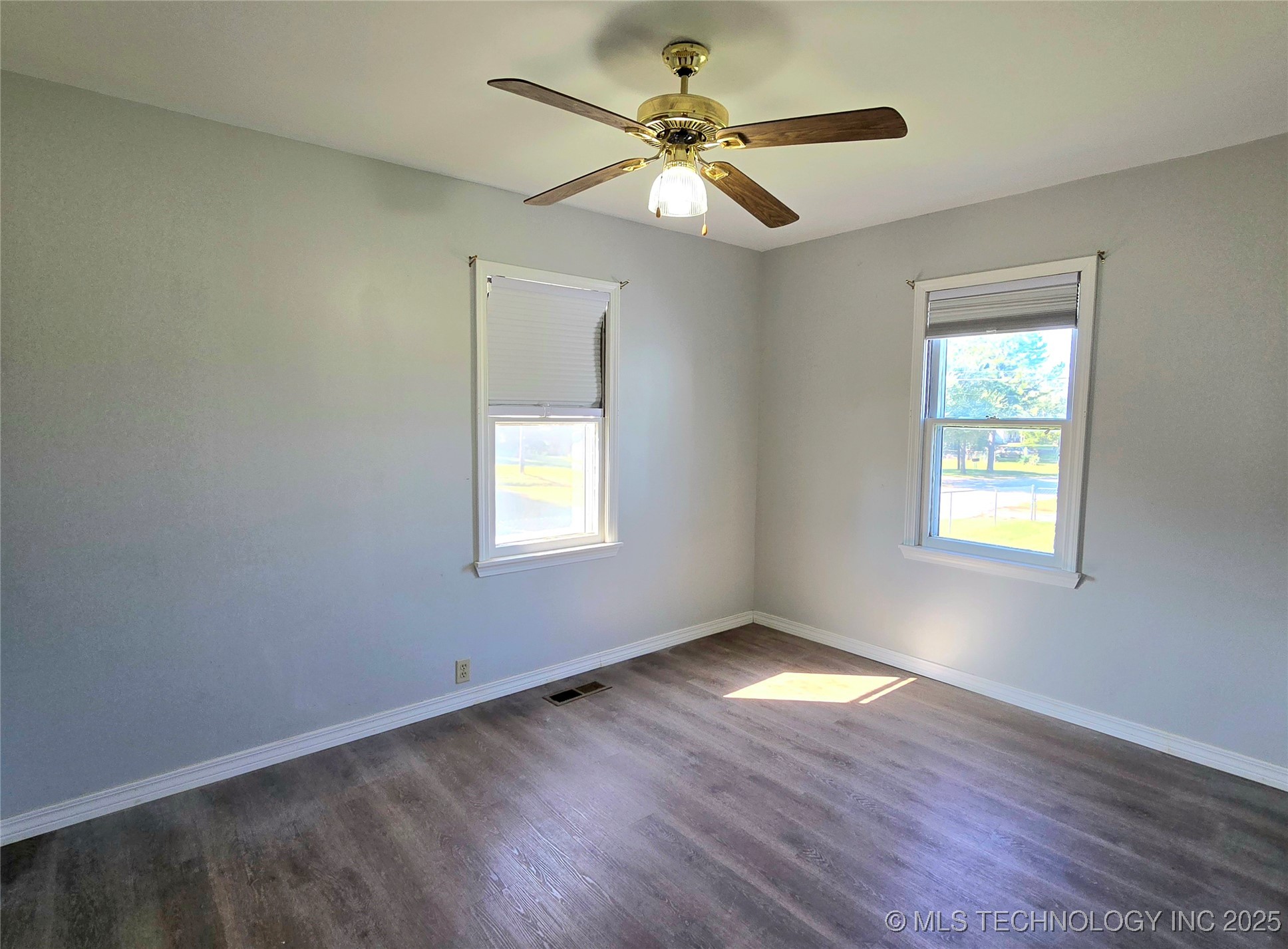 600 N Franklin Avenue Property Photo 19