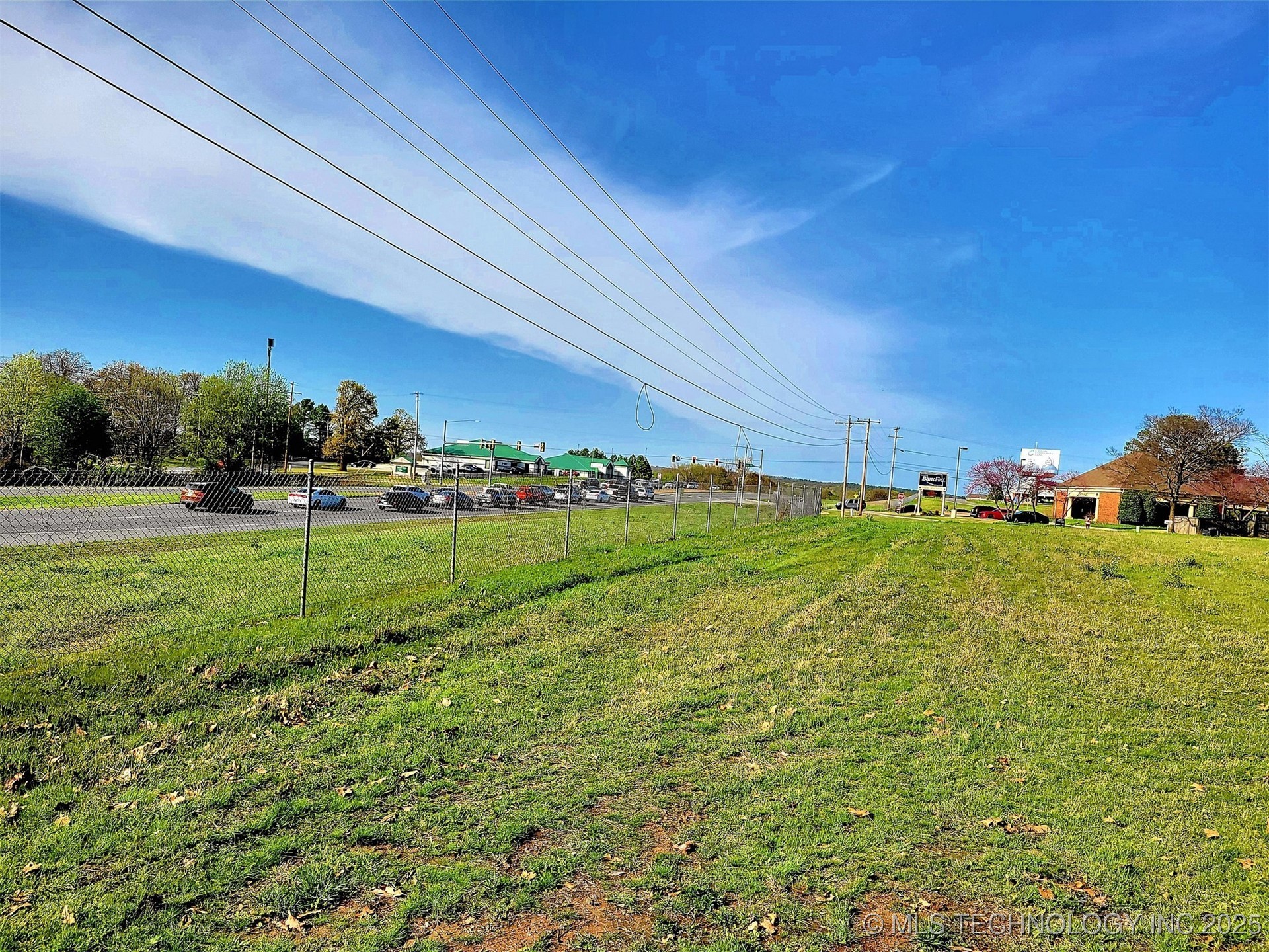 600 Sooner Drive Property Photo 9