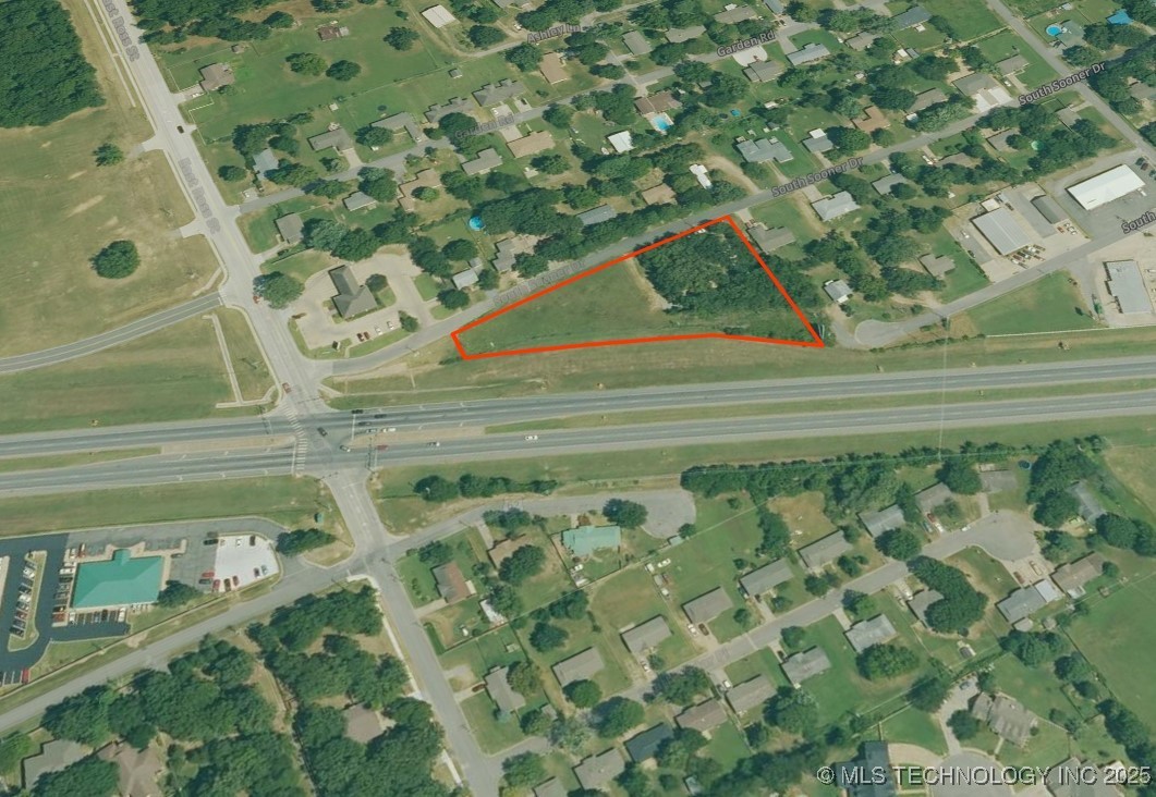 600 Sooner Drive Property Photo 12