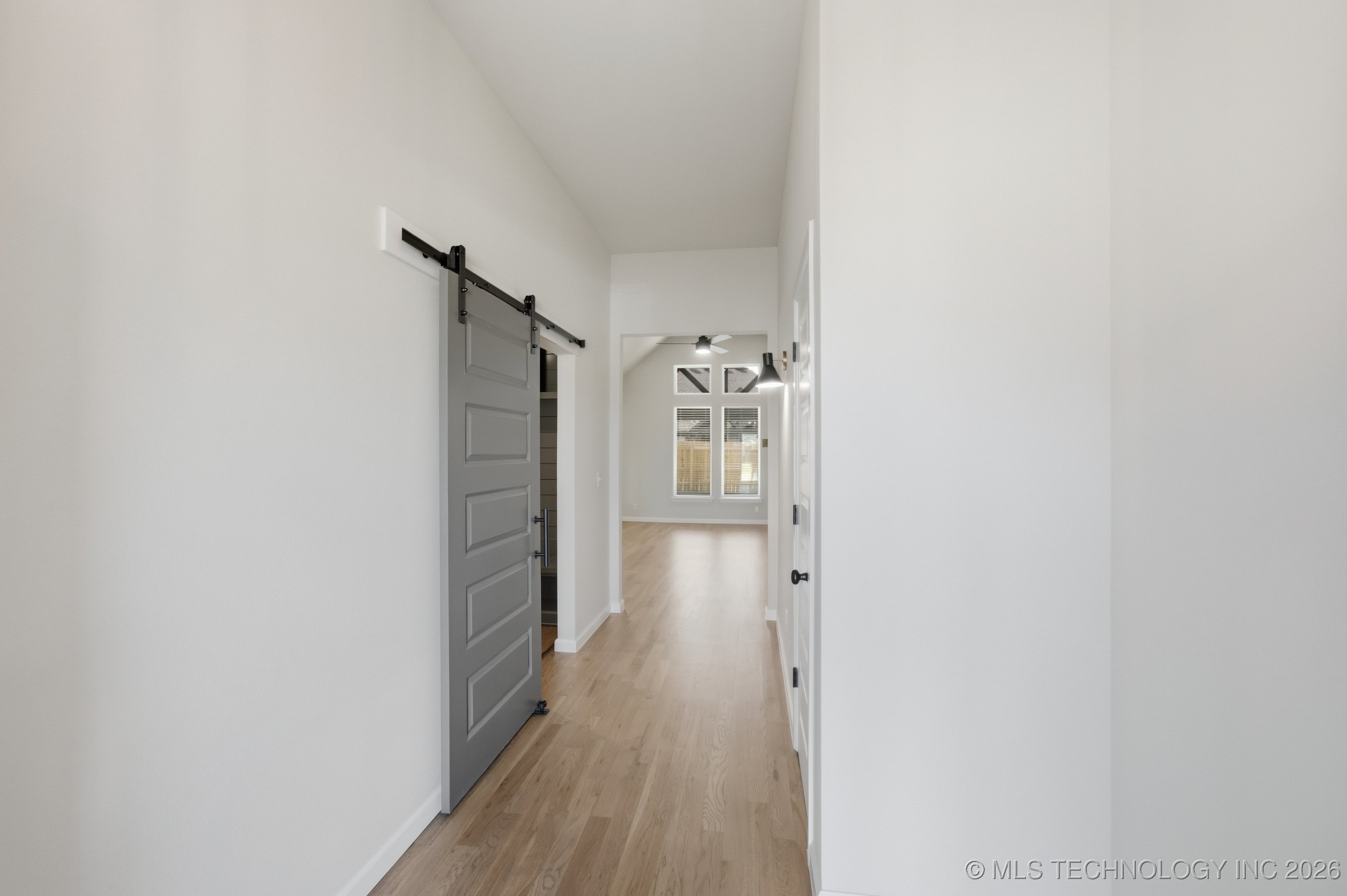 23170 E 106th Place S Property Photo 5