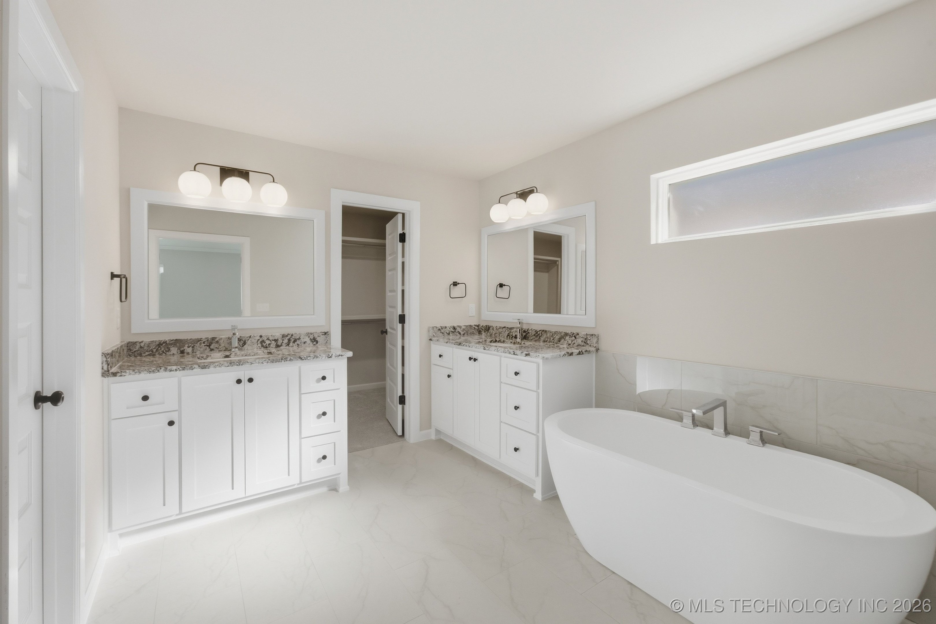 23170 E 106th Place S Property Photo 16