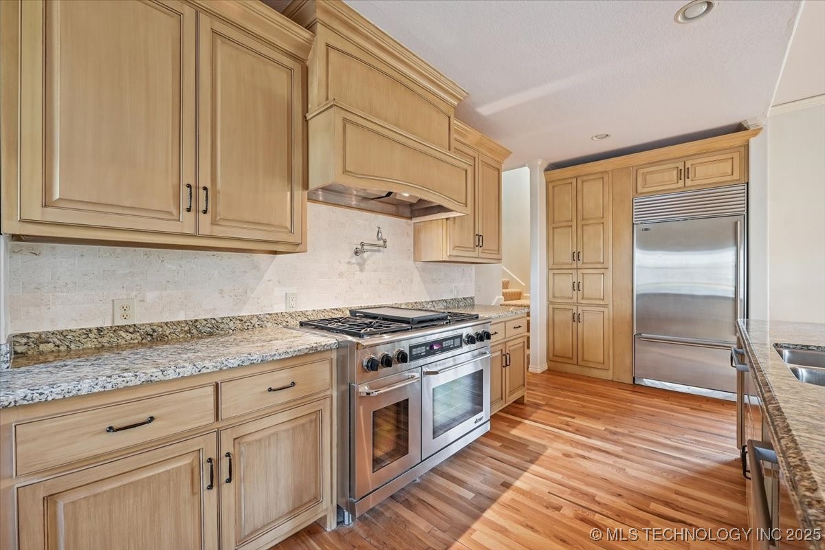 9432 S Florence Avenue Property Photo 17