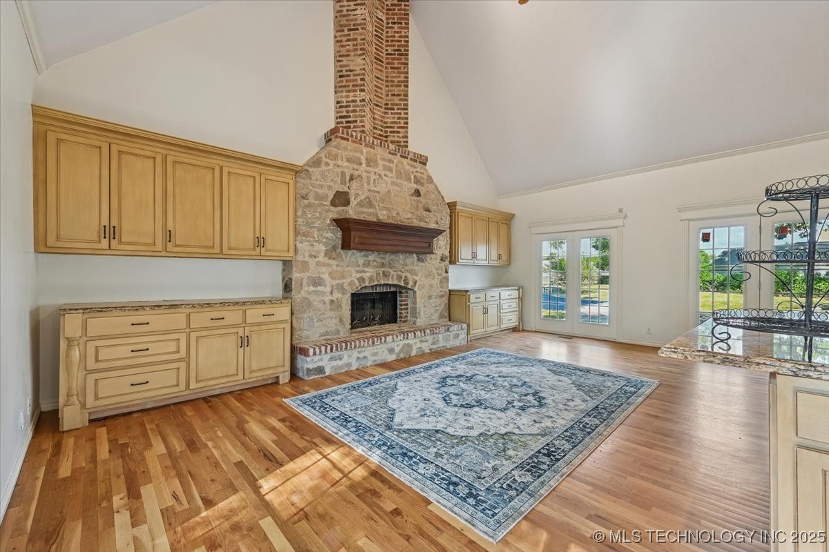 9432 S Florence Avenue Property Photo 19