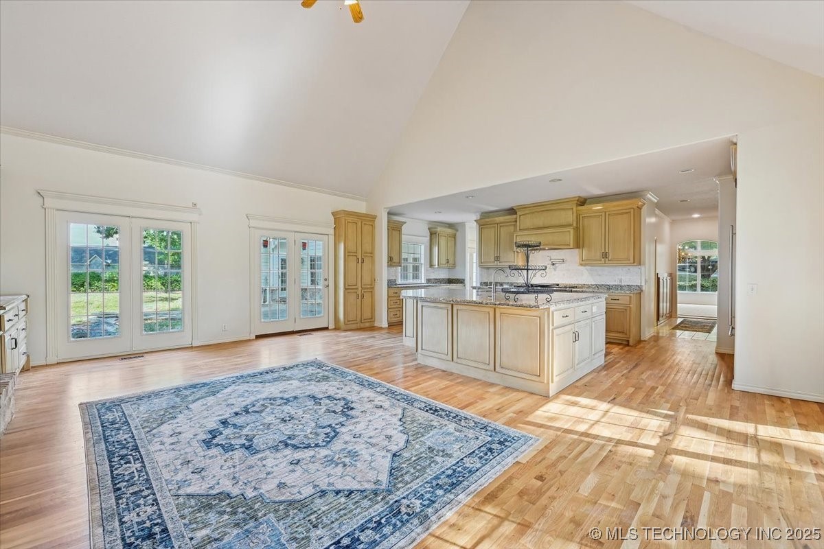 9432 S Florence Avenue Property Photo 20