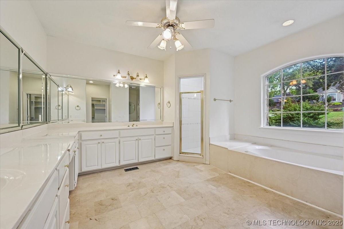 9432 S Florence Avenue Property Photo 29