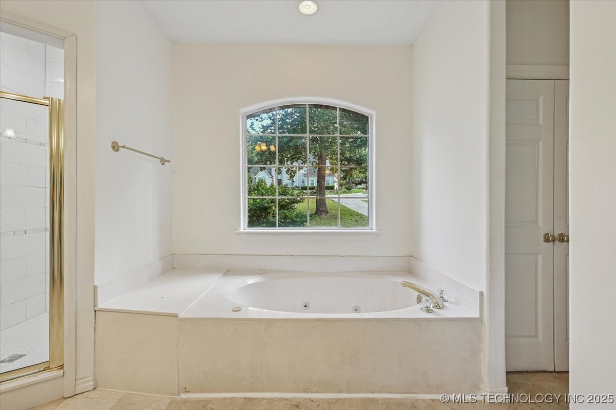 9432 S Florence Avenue Property Photo 31