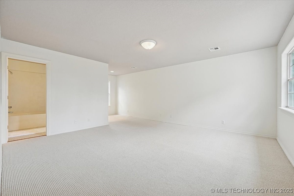 9432 S Florence Avenue Property Photo 38