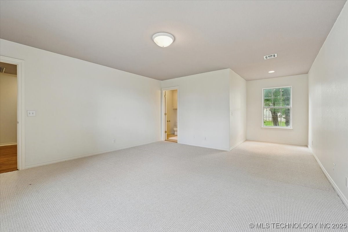 9432 S Florence Avenue Property Photo 39