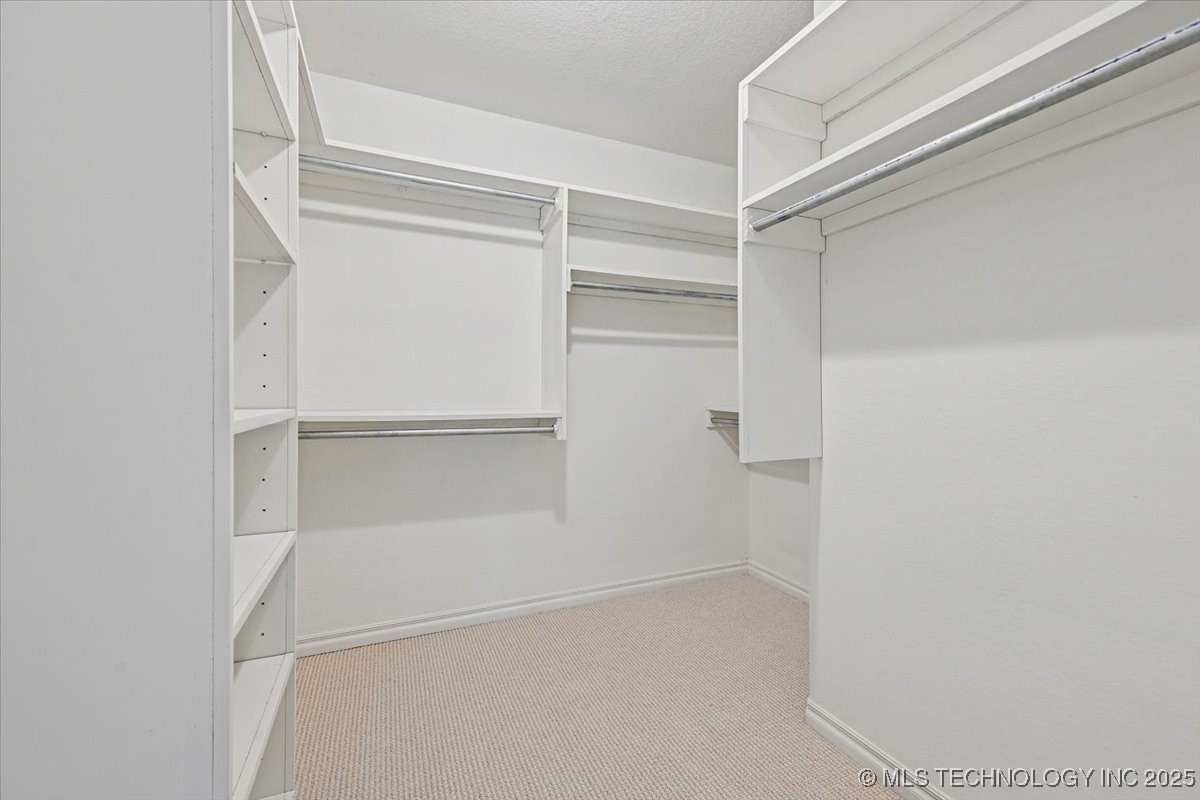 9432 S Florence Avenue Property Photo 41