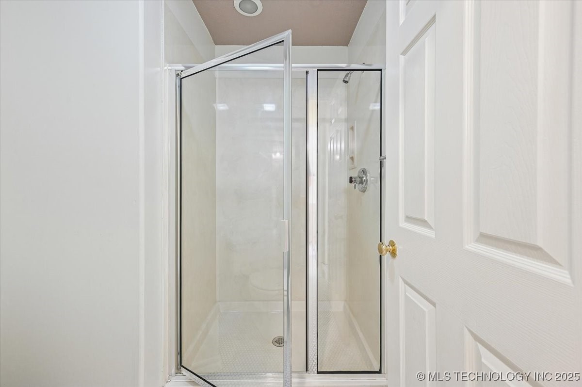 9432 S Florence Avenue Property Photo 48