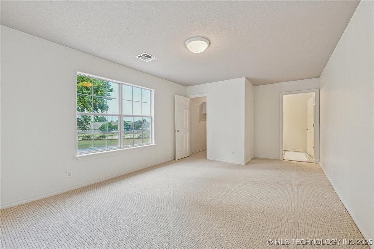 9432 S Florence Avenue Property Photo 50