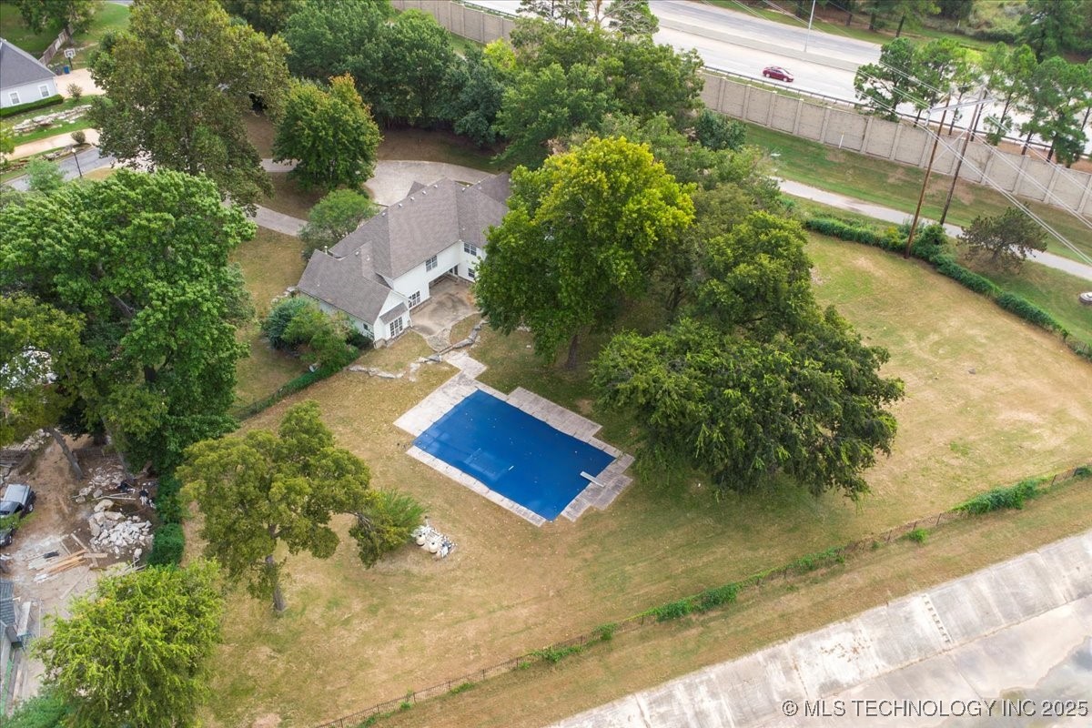 9432 S Florence Avenue Property Photo 69