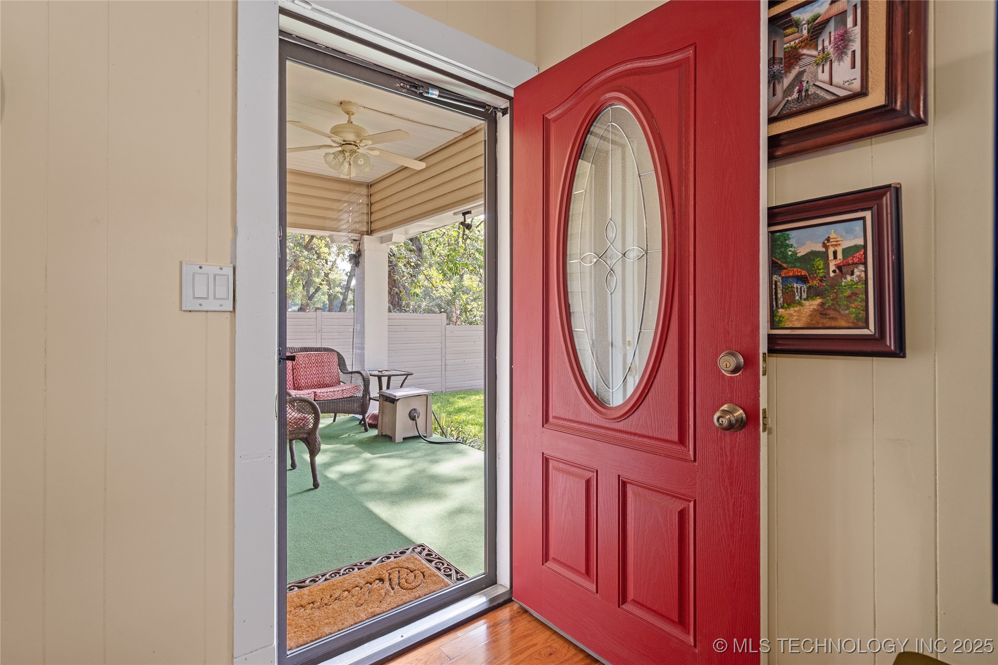 1105 Bixby Property Photo 3