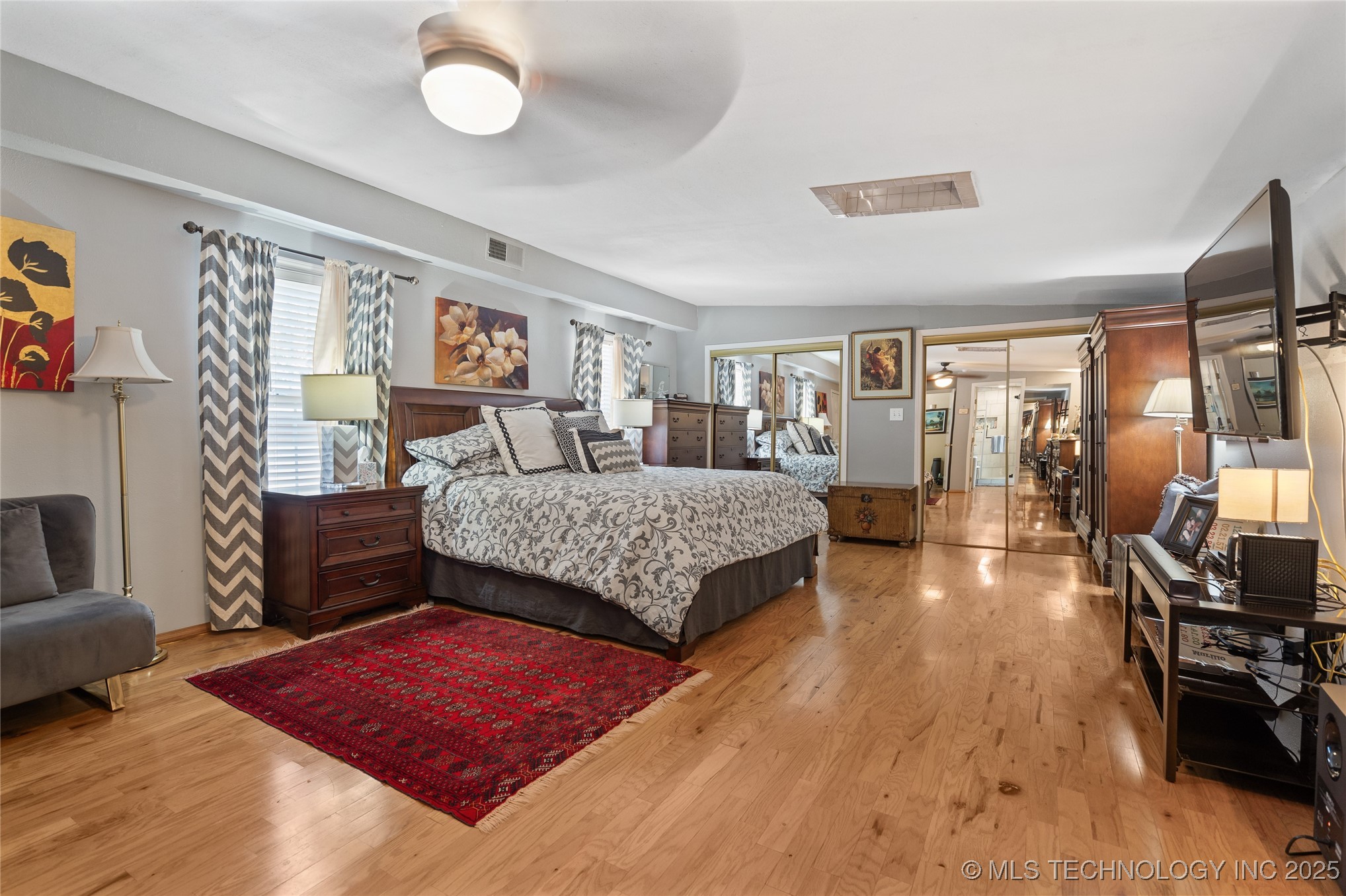 1105 Bixby Property Photo 15