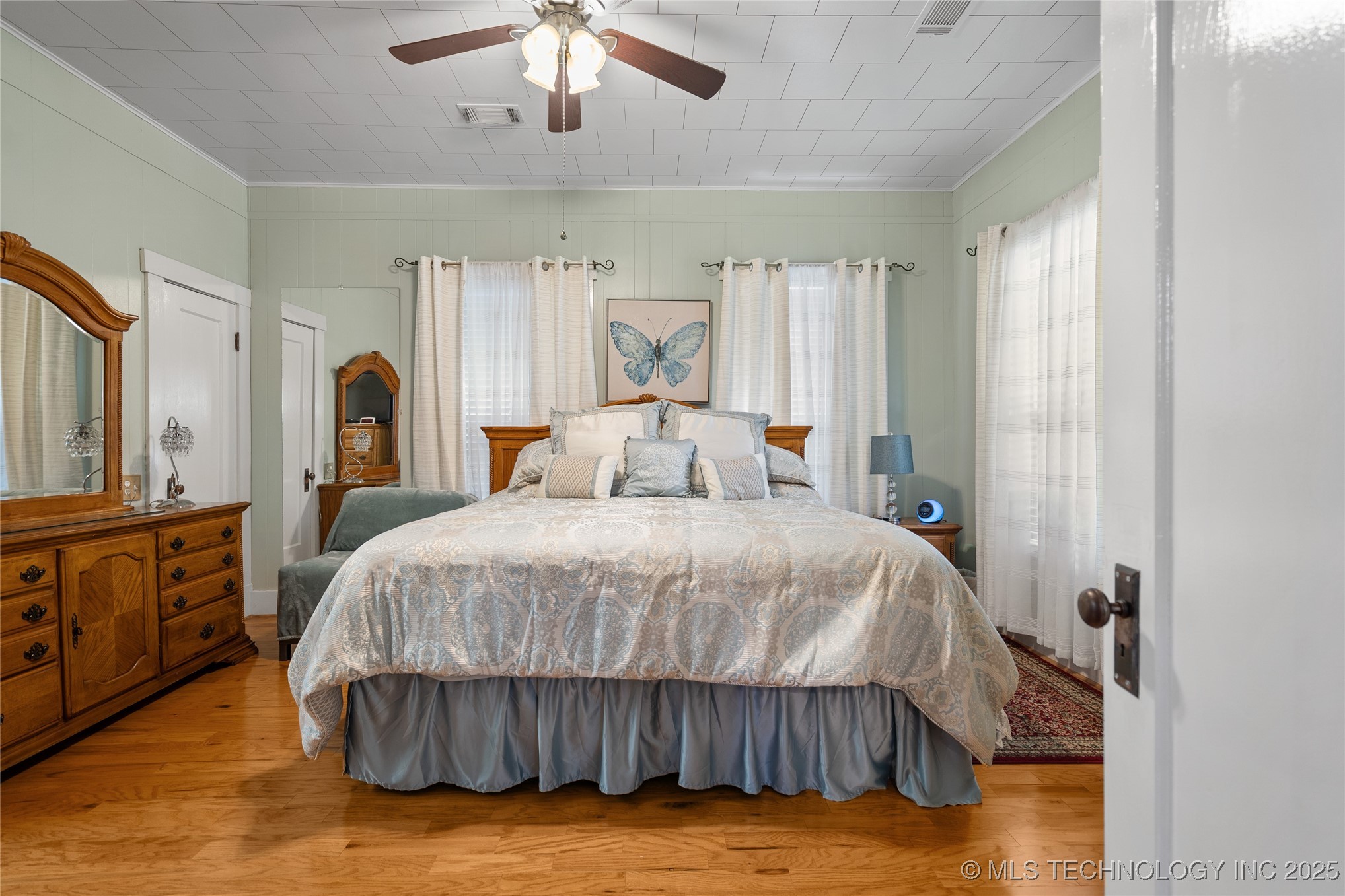 1105 Bixby Property Photo 18