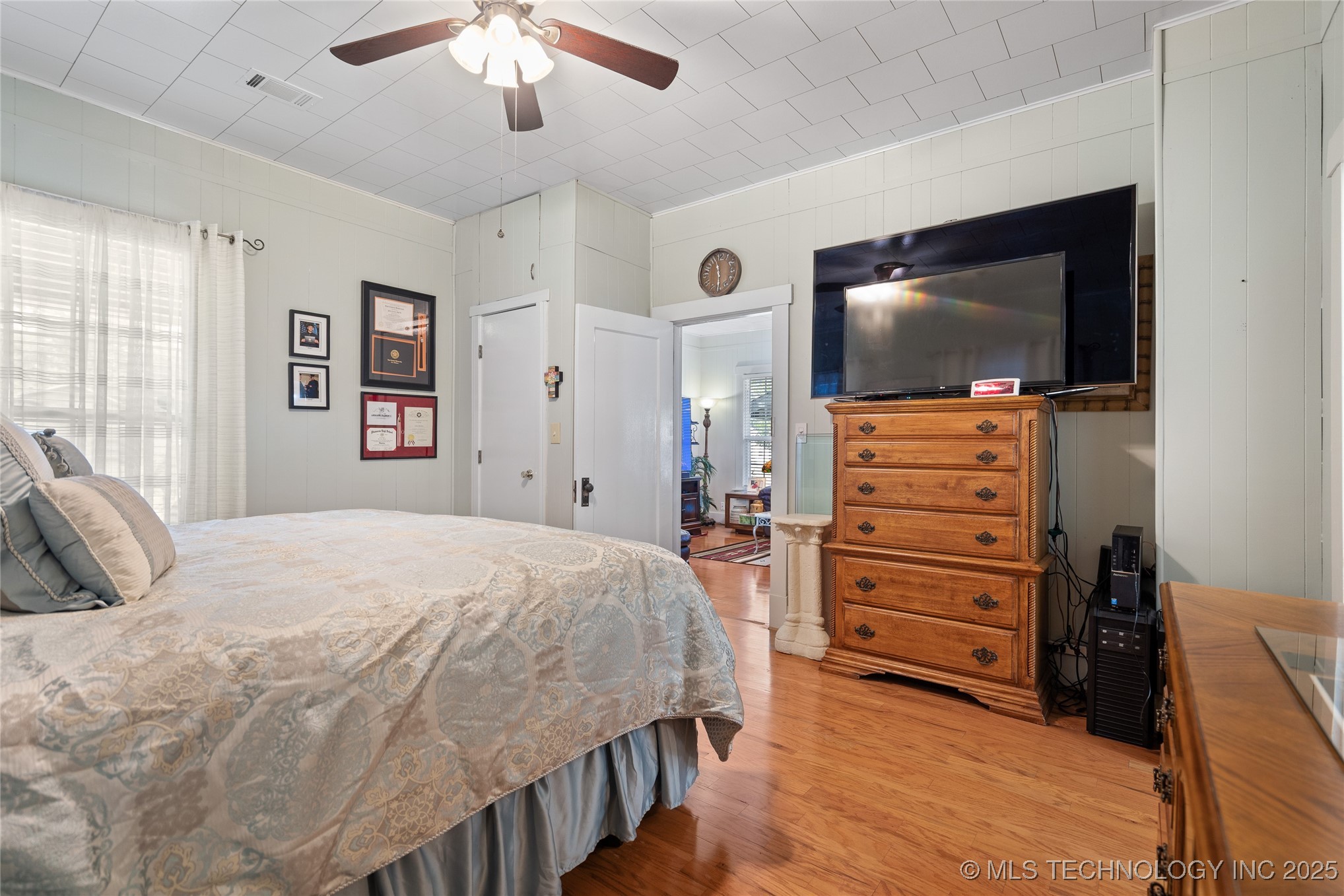 1105 Bixby Property Photo 20