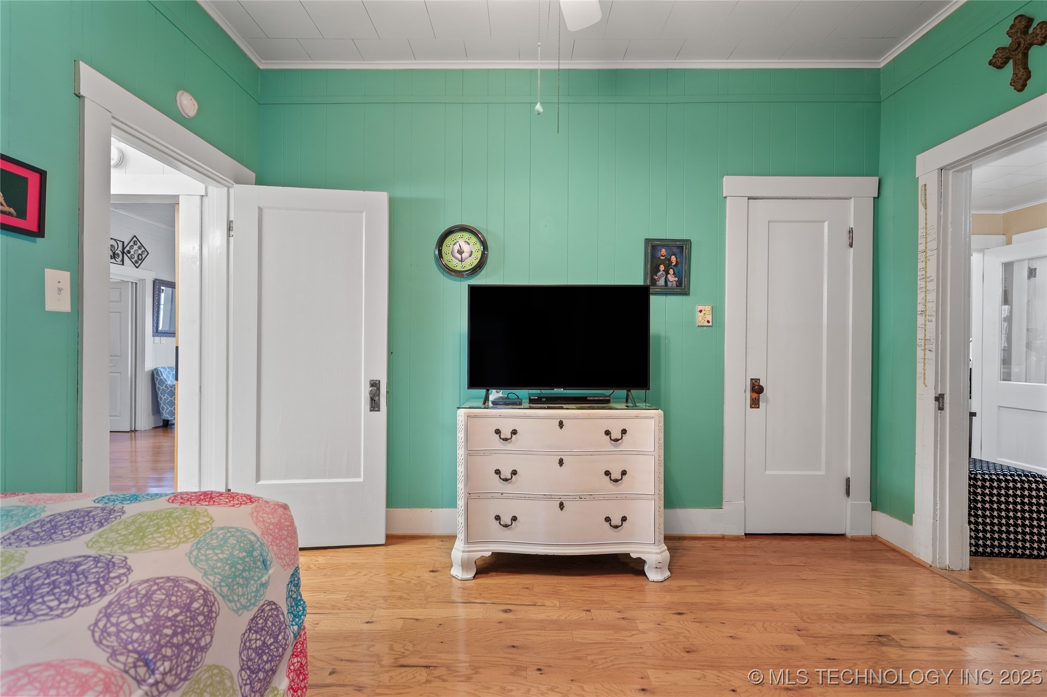 1105 Bixby Property Photo 24