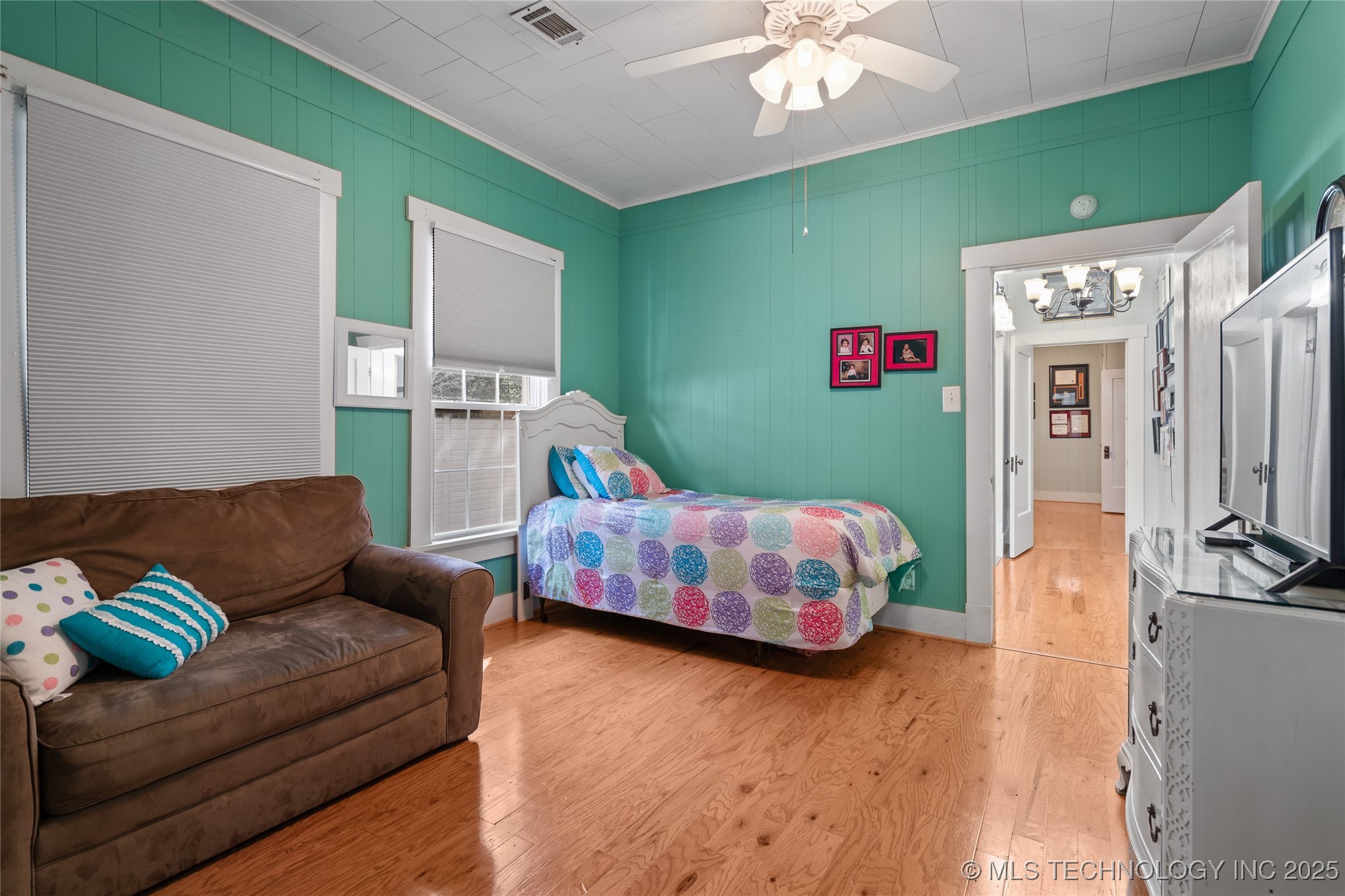 1105 Bixby Property Photo 25