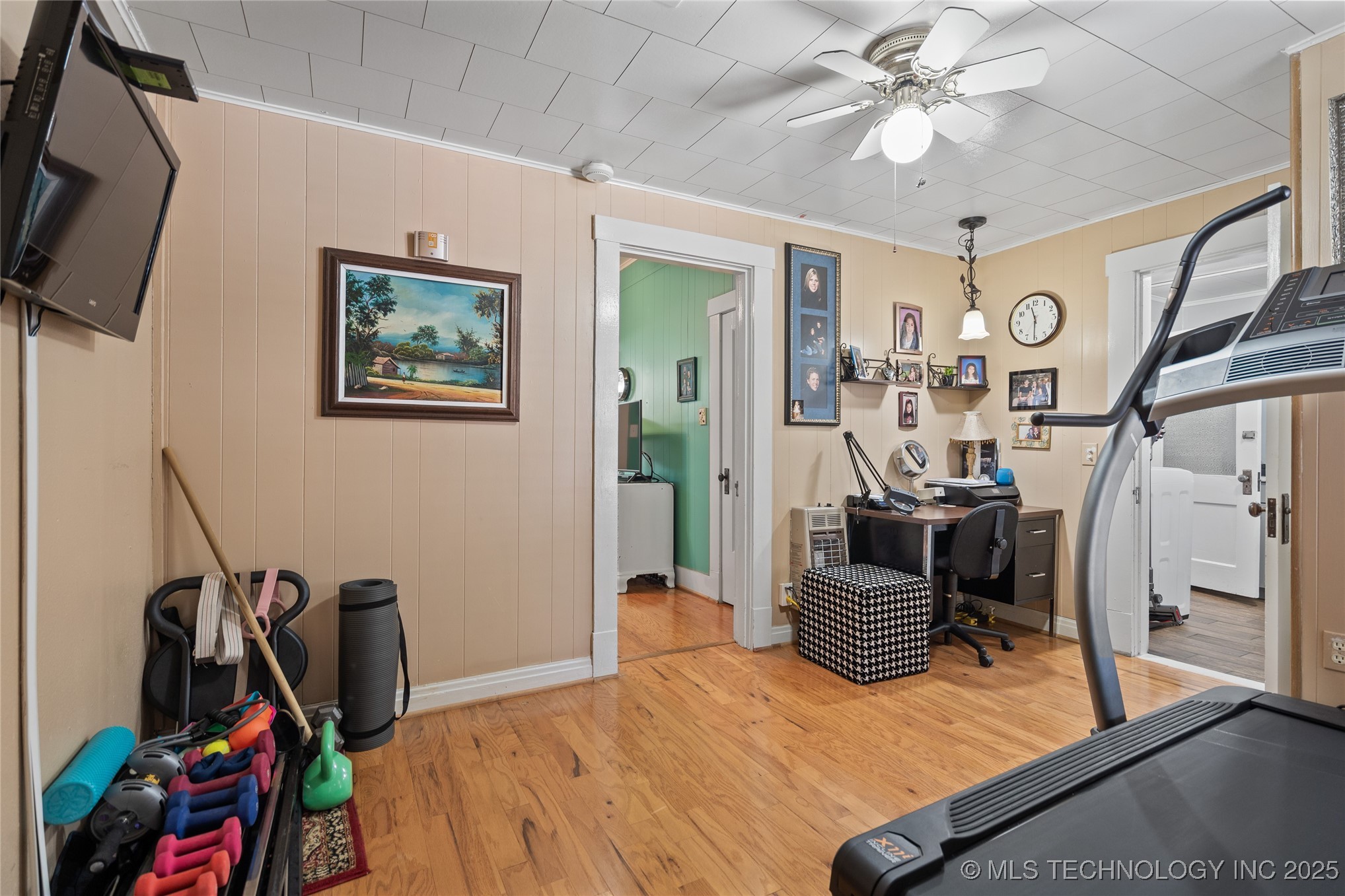 1105 Bixby Property Photo 27