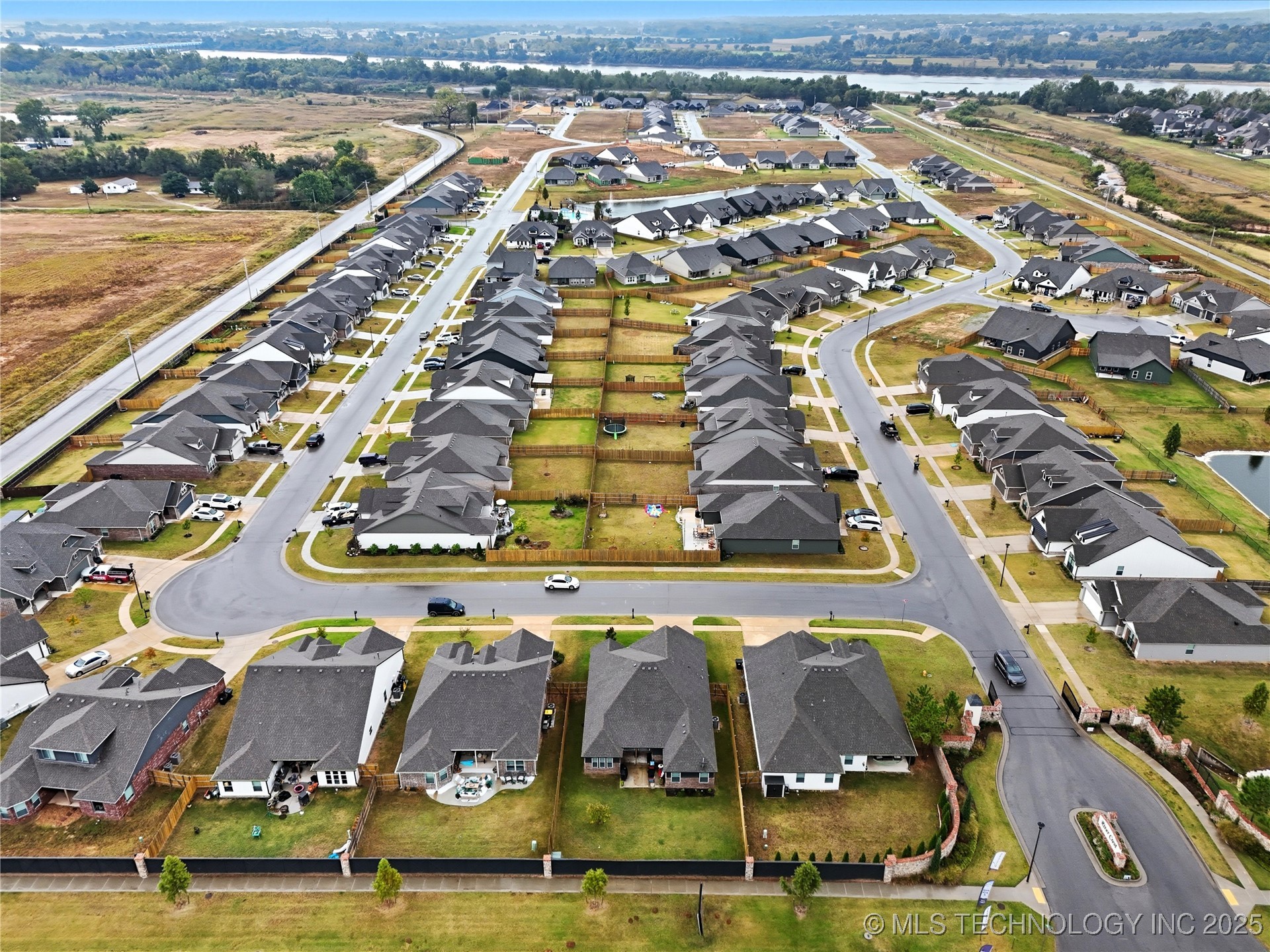 7207 E 131st Place S Property Photo 4