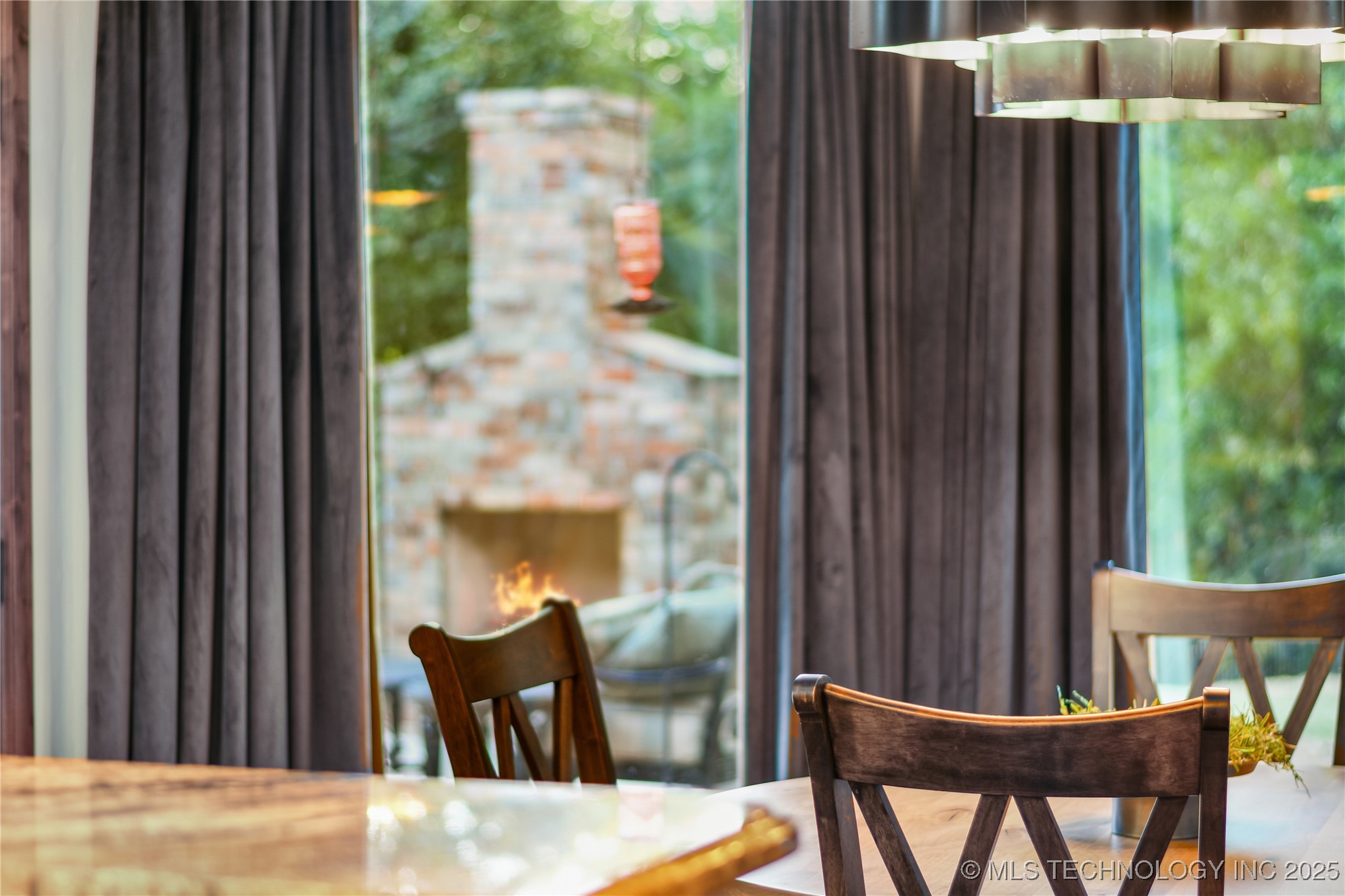 409 Wisteria Way Property Photo 14