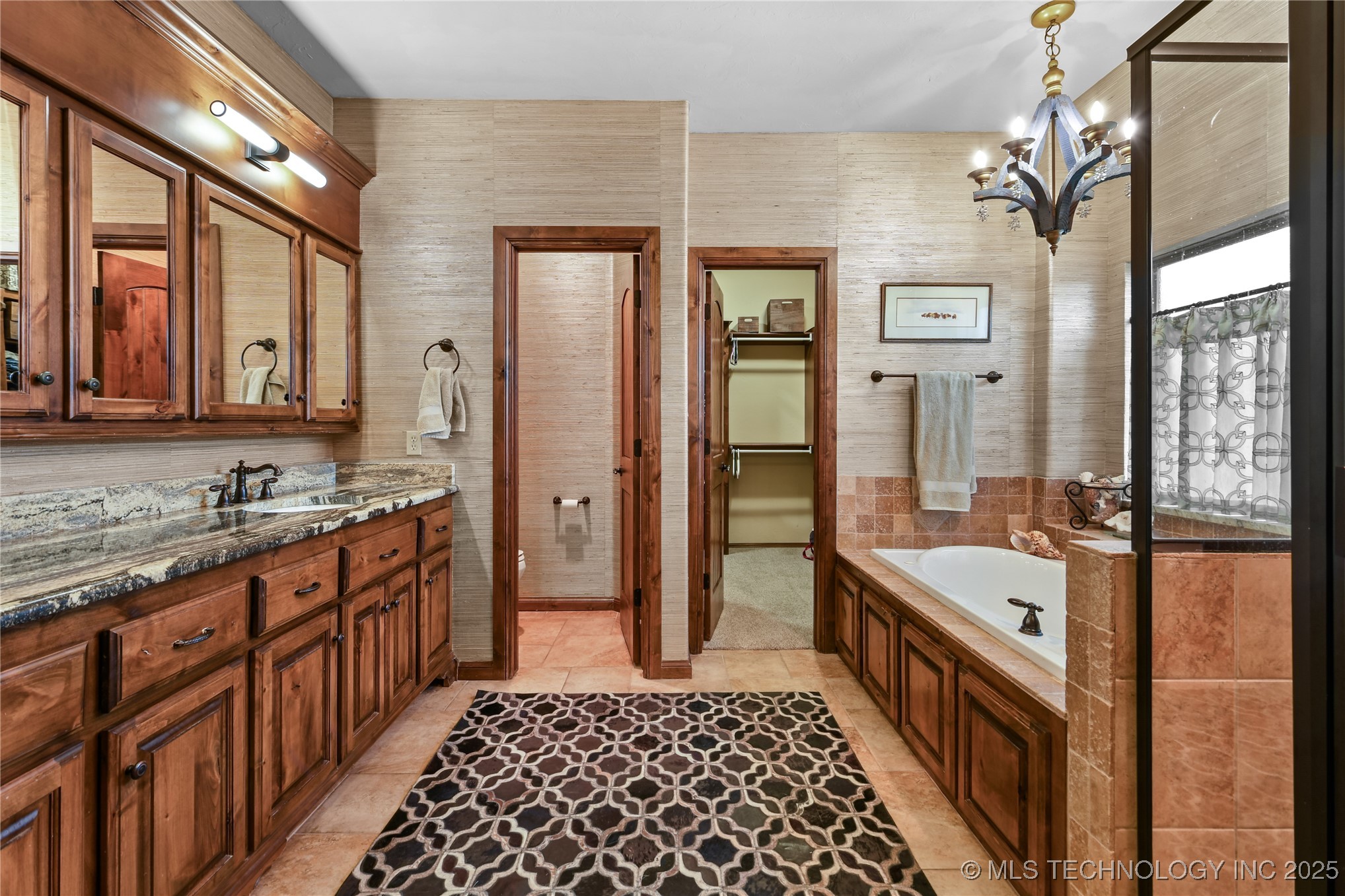 409 Wisteria Way Property Photo 30