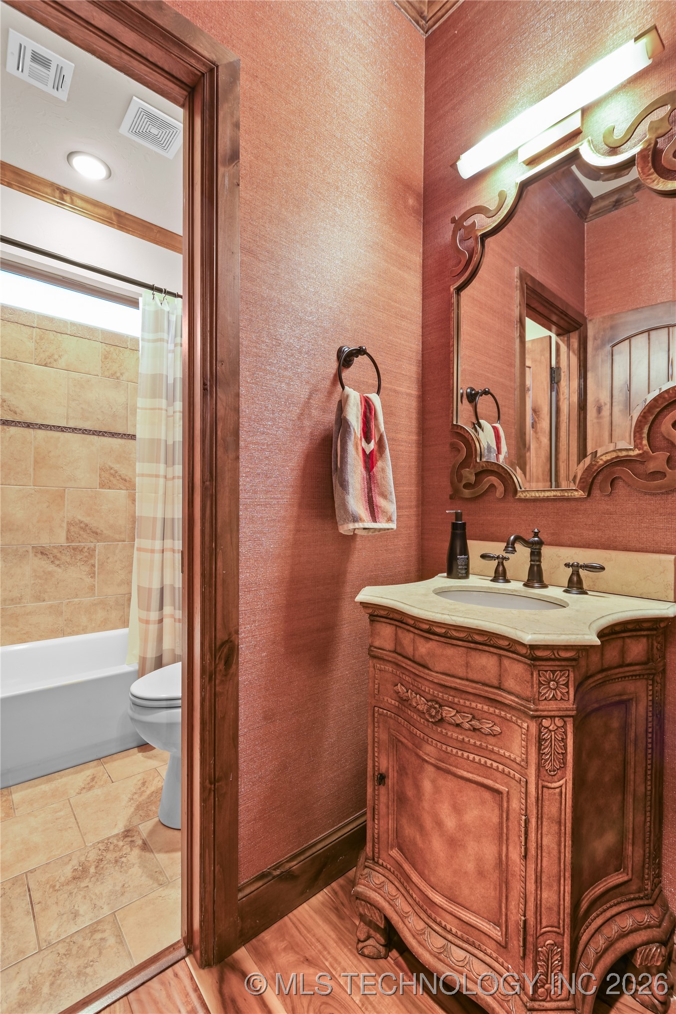 409 Wisteria Way Property Photo 34