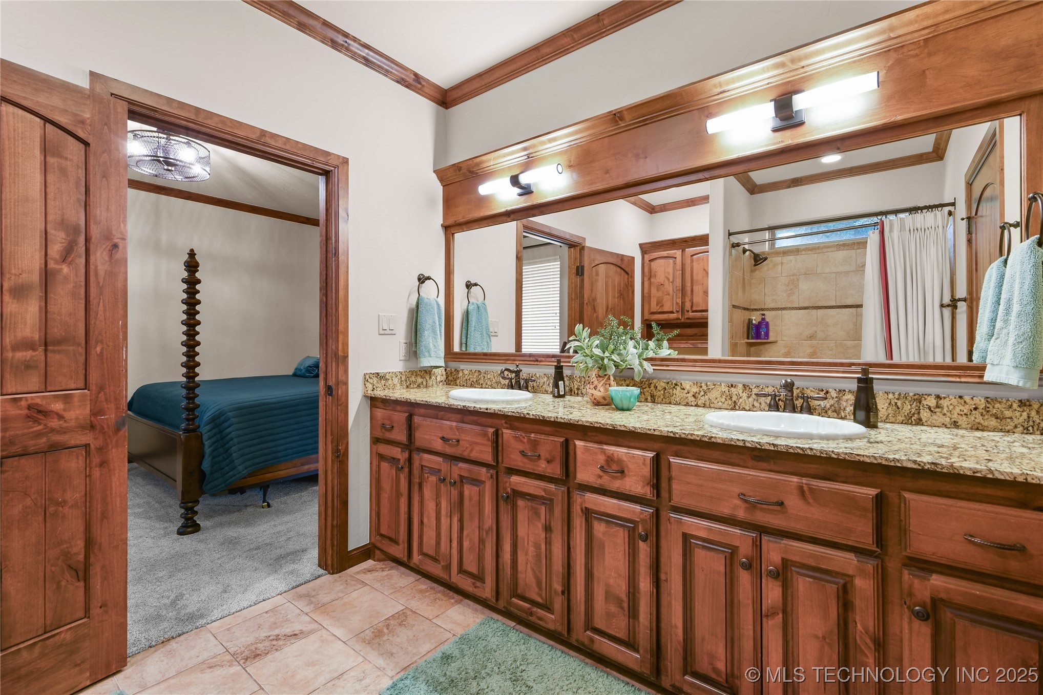 409 Wisteria Way Property Photo 37