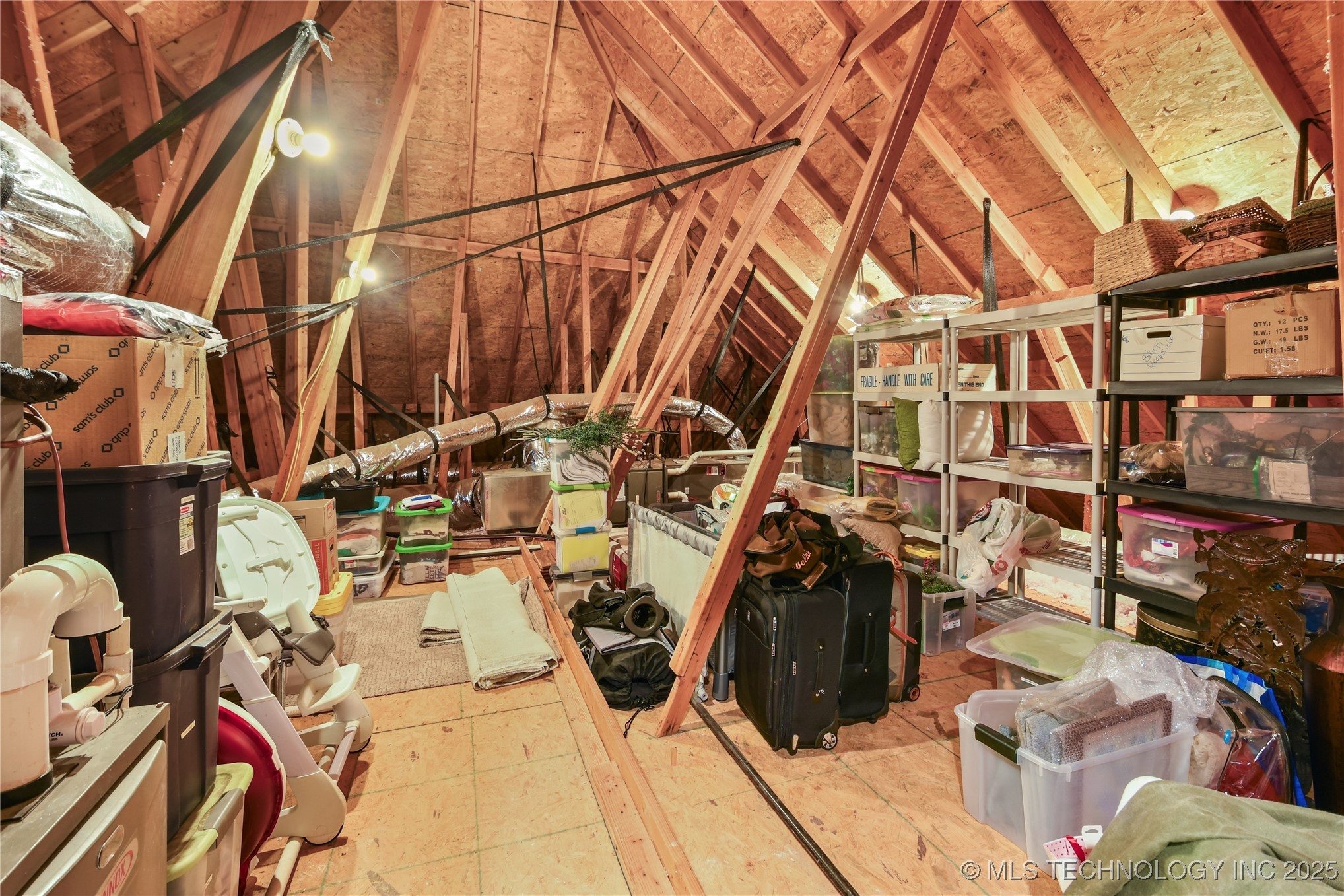 409 Wisteria Way Property Photo 39