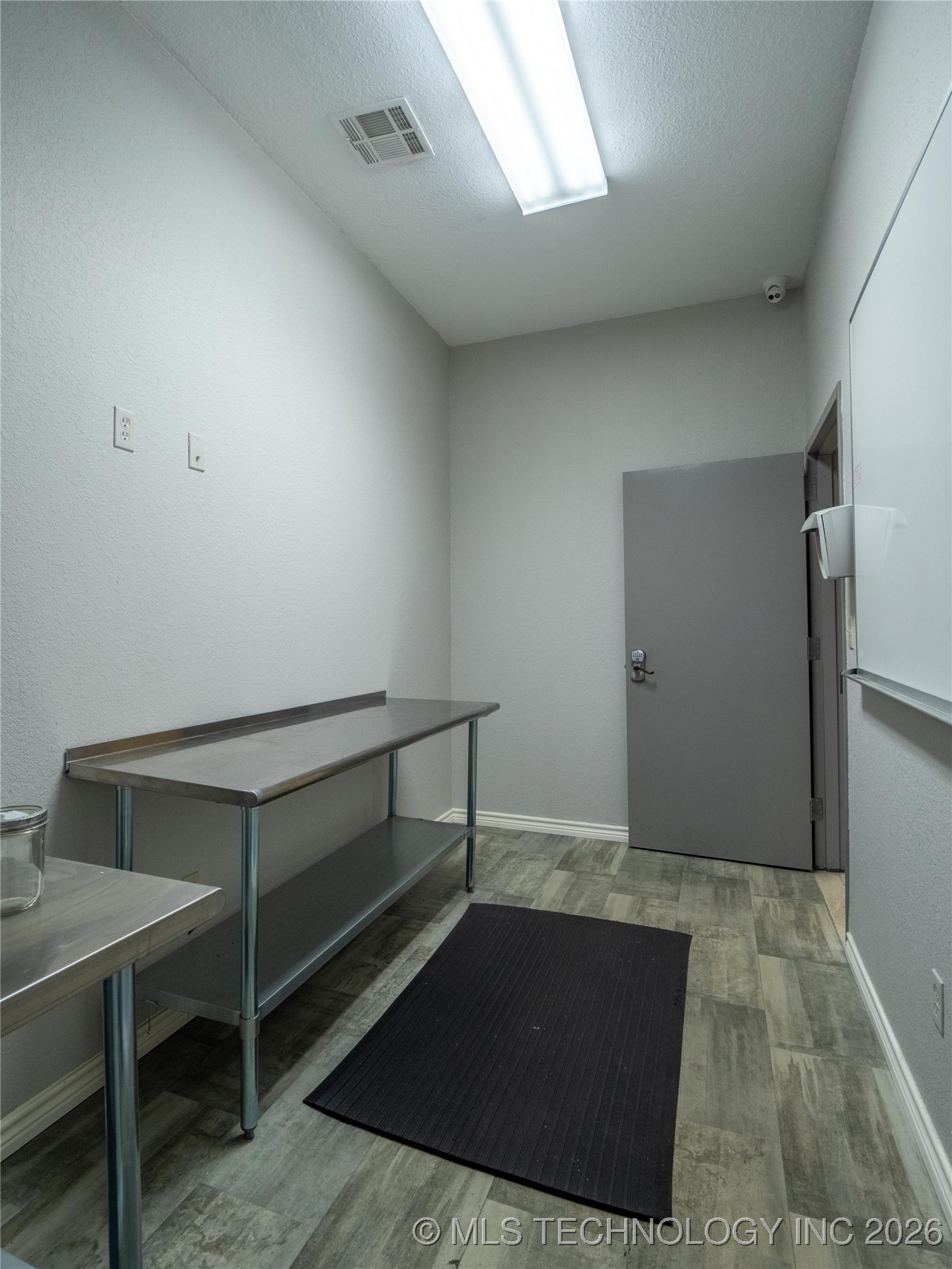 1501 E Wade Watts Property Photo 14