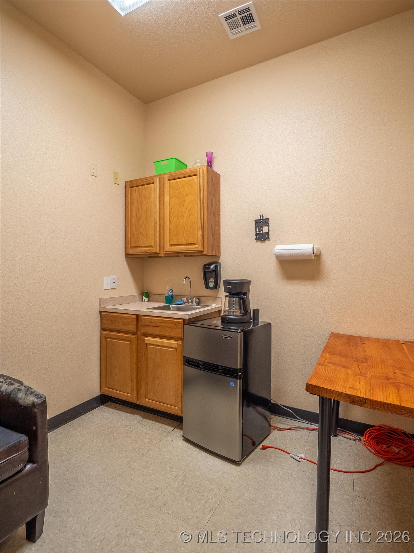 1501 E Wade Watts Property Photo 17