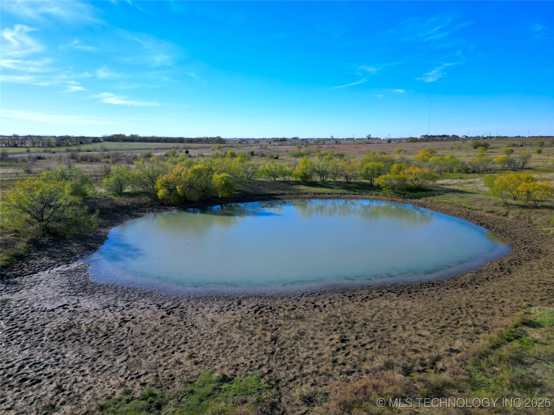 Hwy 32 Property Photo 6