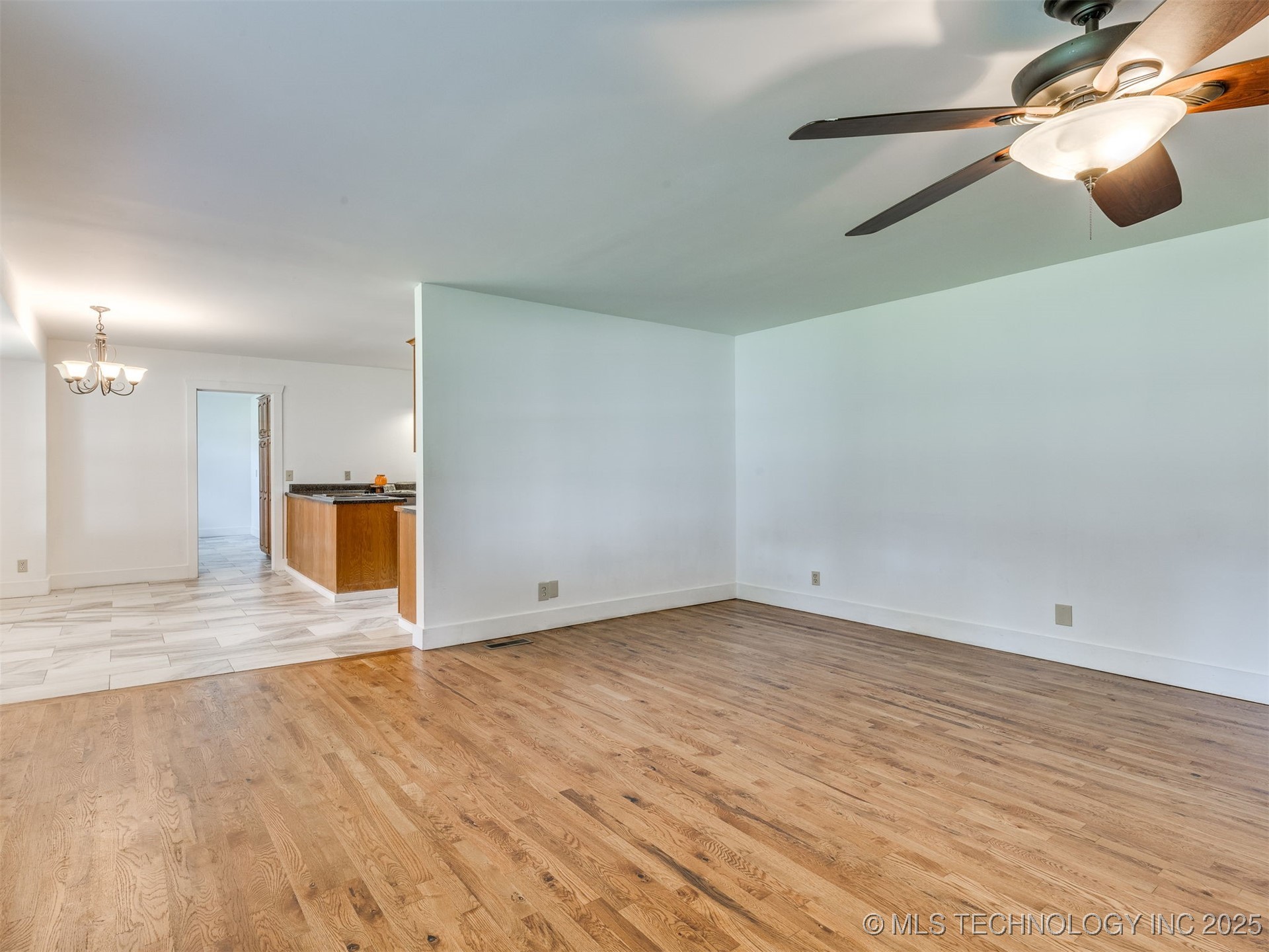 4817 E 25th Place Property Photo 12