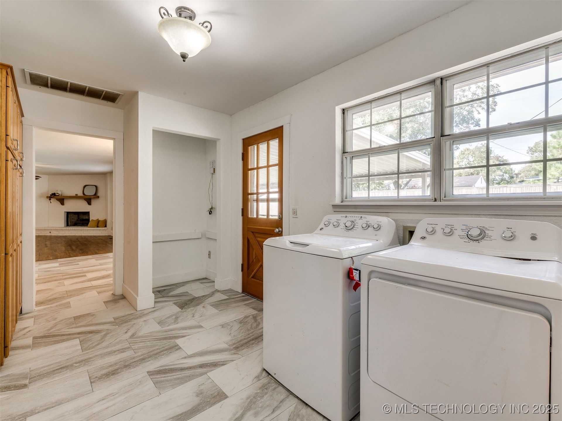 4817 E 25th Place Property Photo 33