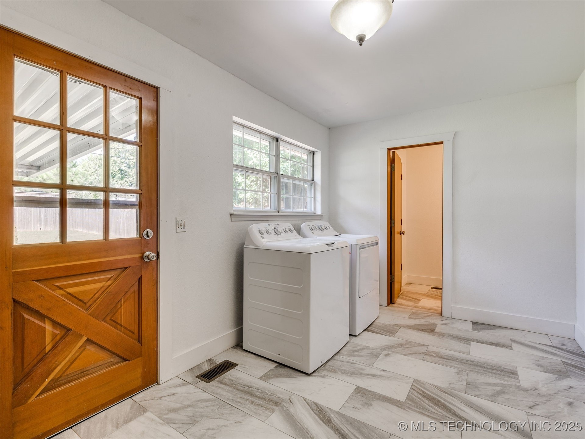 4817 E 25th Place Property Photo 34