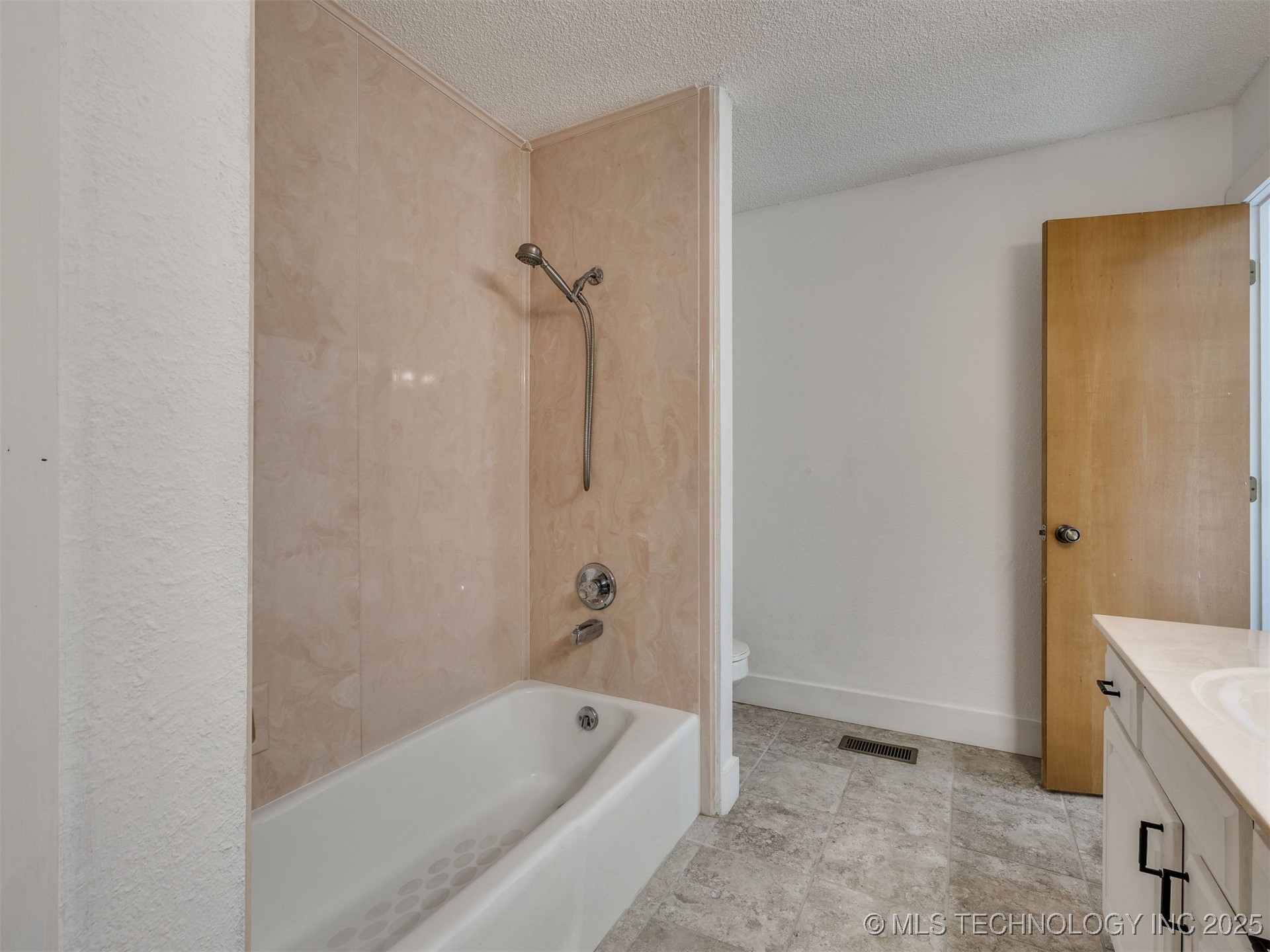 4817 E 25th Place Property Photo 50