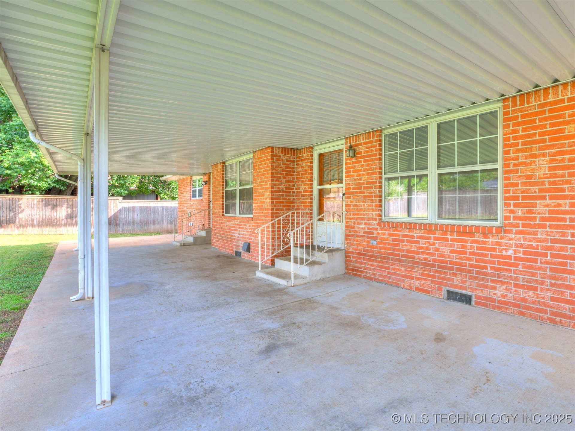 4817 E 25th Place Property Photo 53