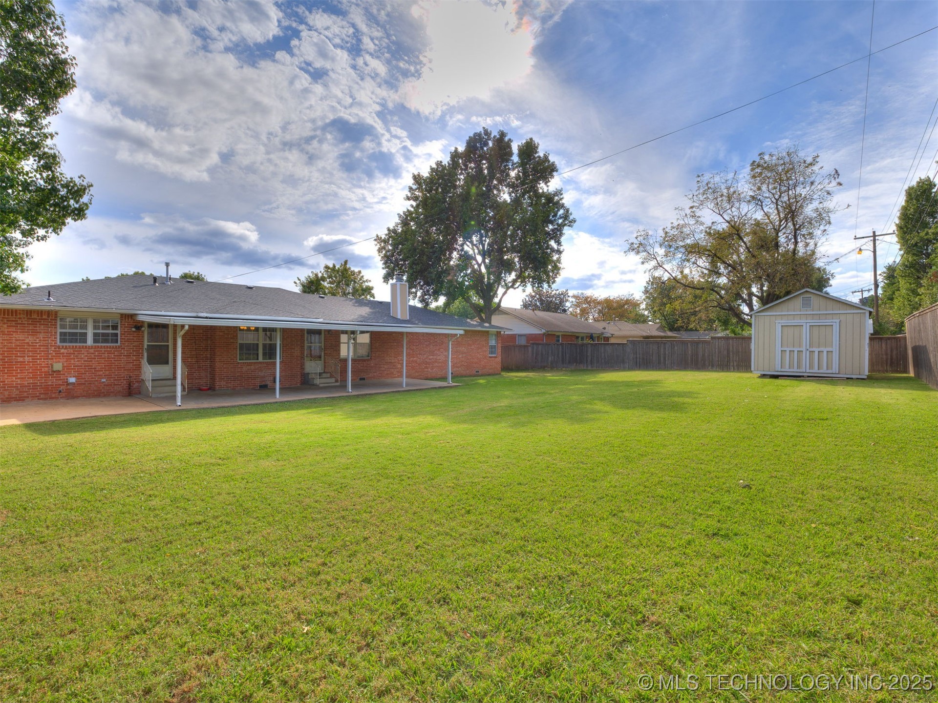 4817 E 25th Place Property Photo 55
