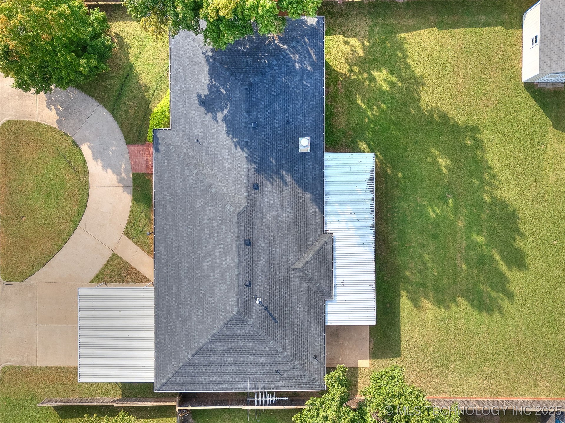 4817 E 25th Place Property Photo 58