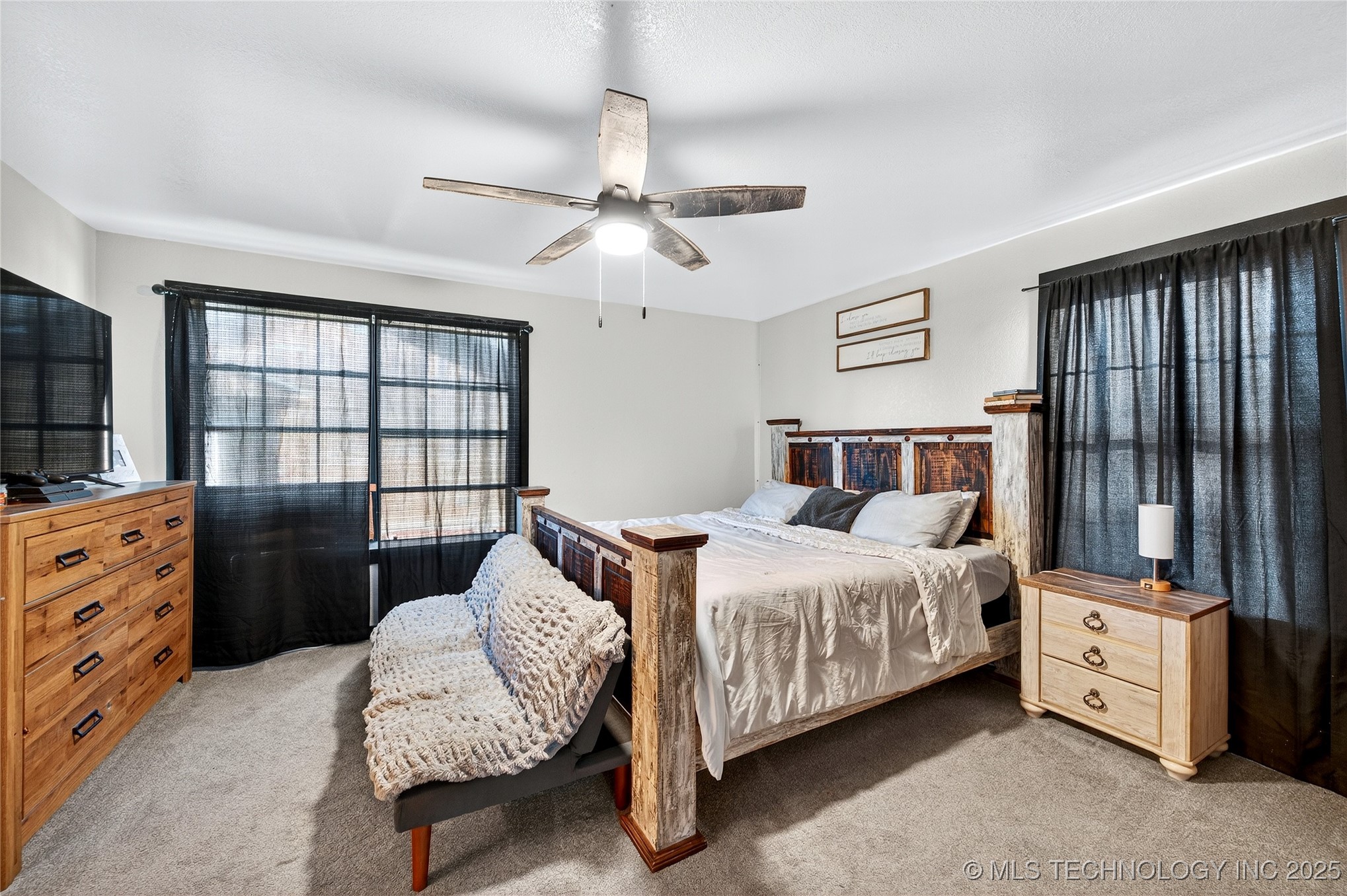 209 Roberts Street Property Photo 14