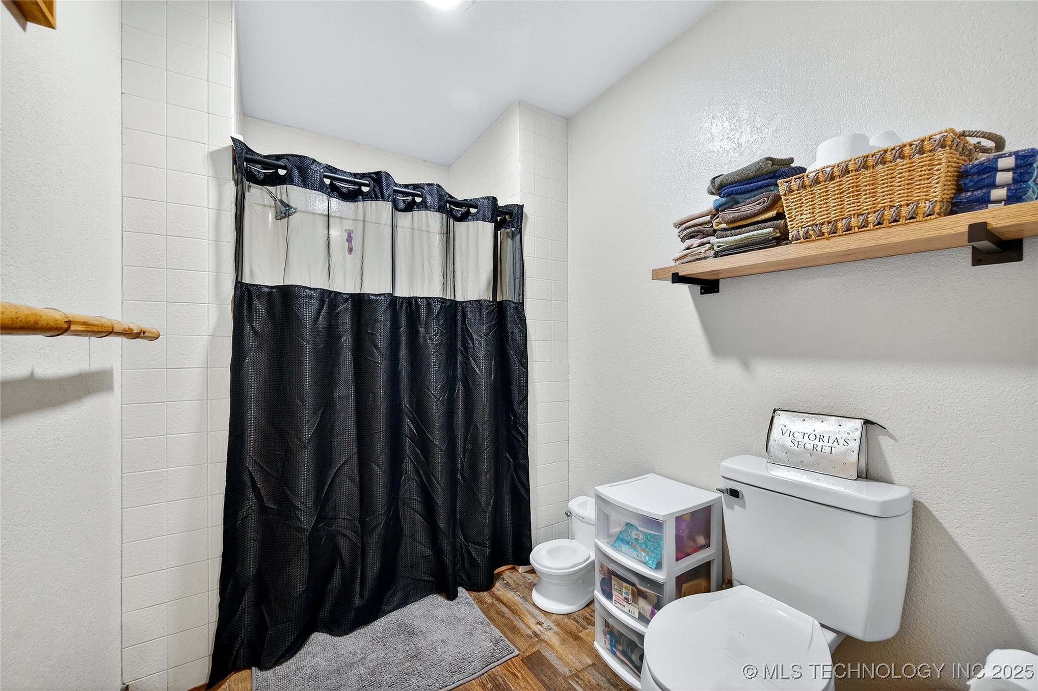 209 Roberts Street Property Photo 22