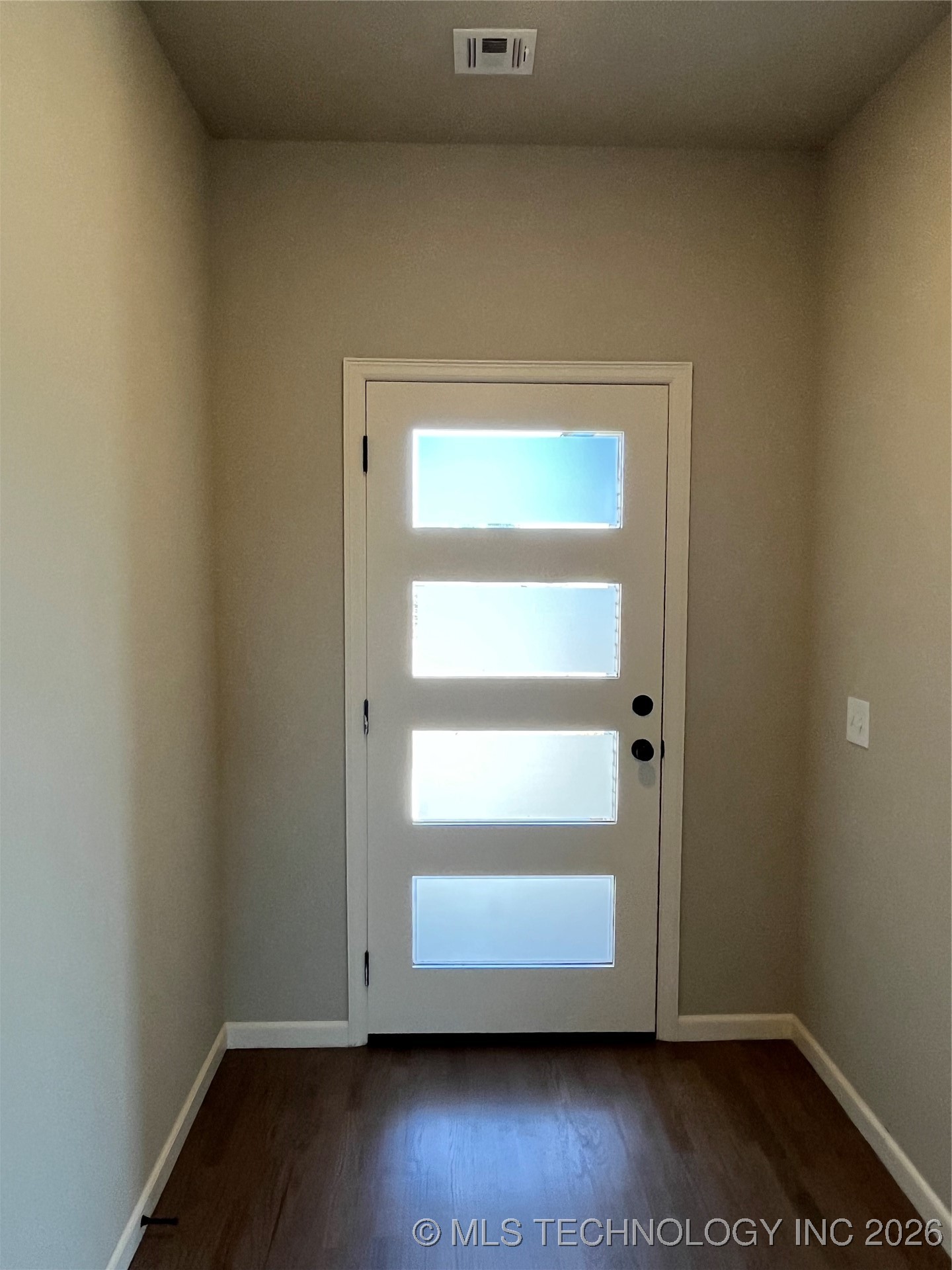 10890 S 278 East Avenue Property Photo 4