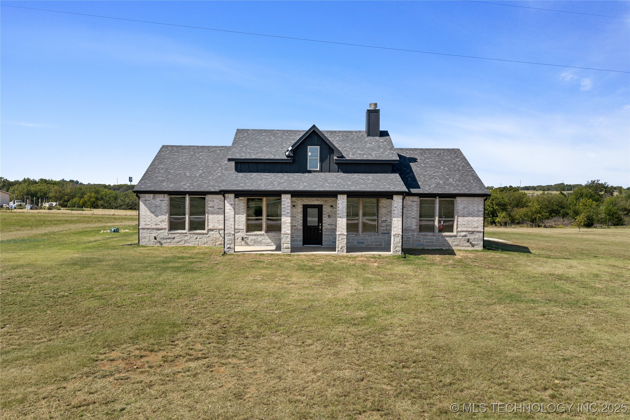 12499 Fox Hollow Road Property Photo 1