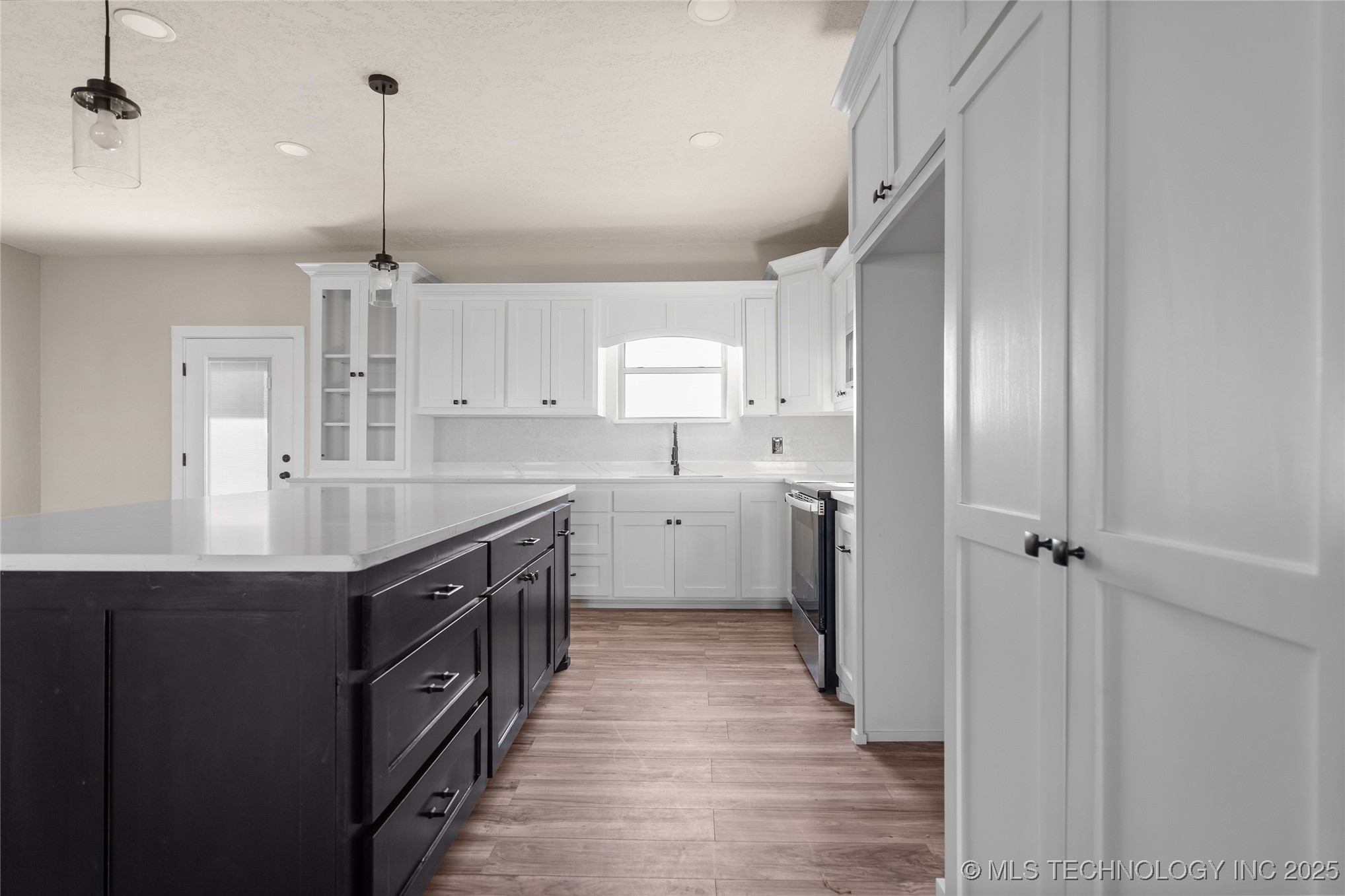 12499 Fox Hollow Road Property Photo 11