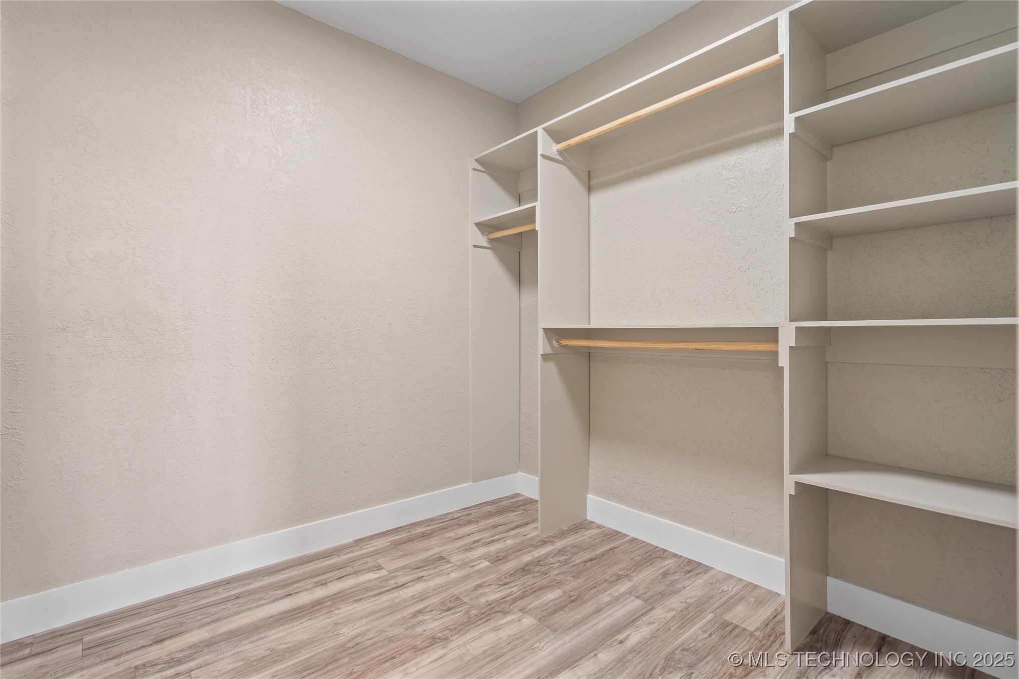 12499 Fox Hollow Road Property Photo 17