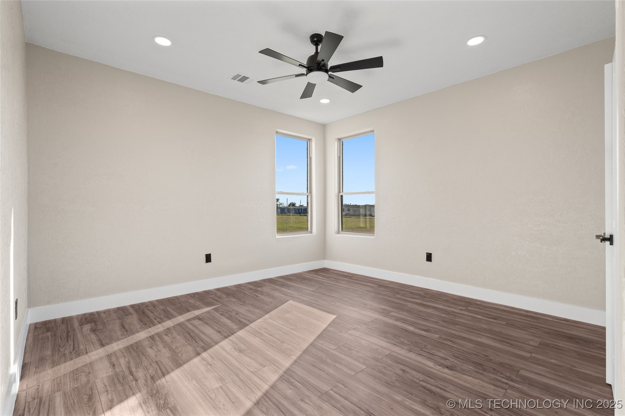 12499 Fox Hollow Road Property Photo 22