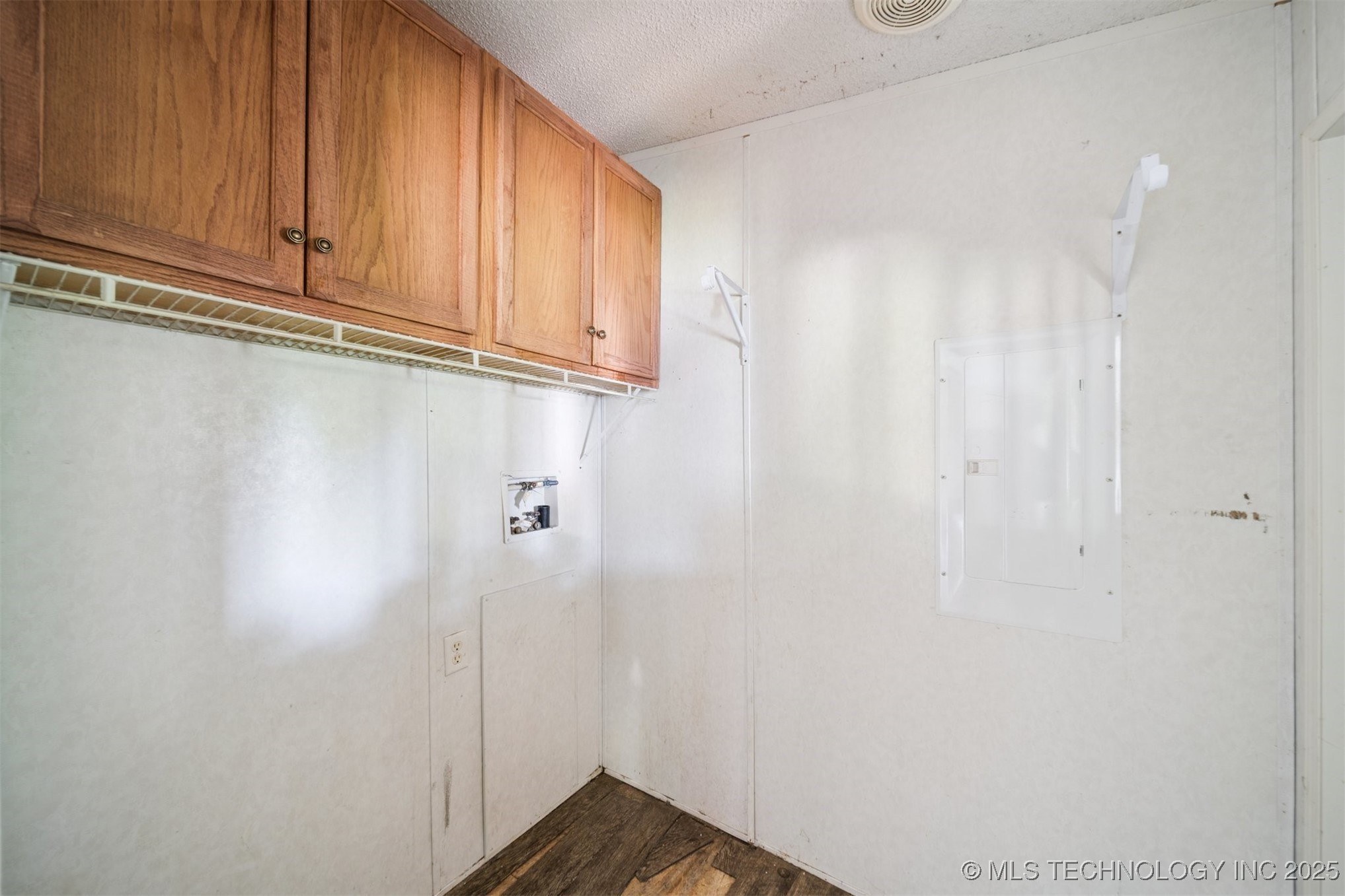 210 Osage Street Property Photo 13