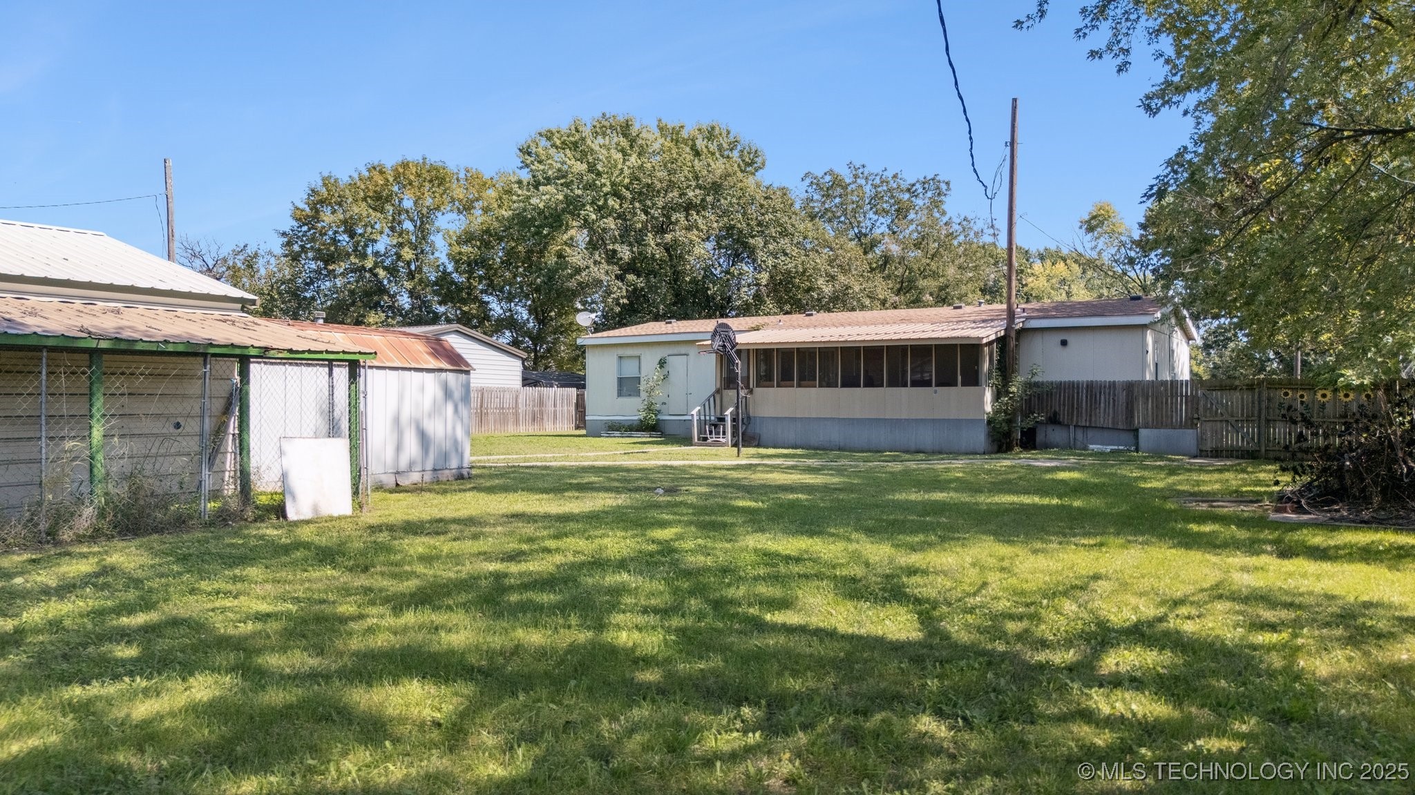 210 Osage Street Property Photo 24