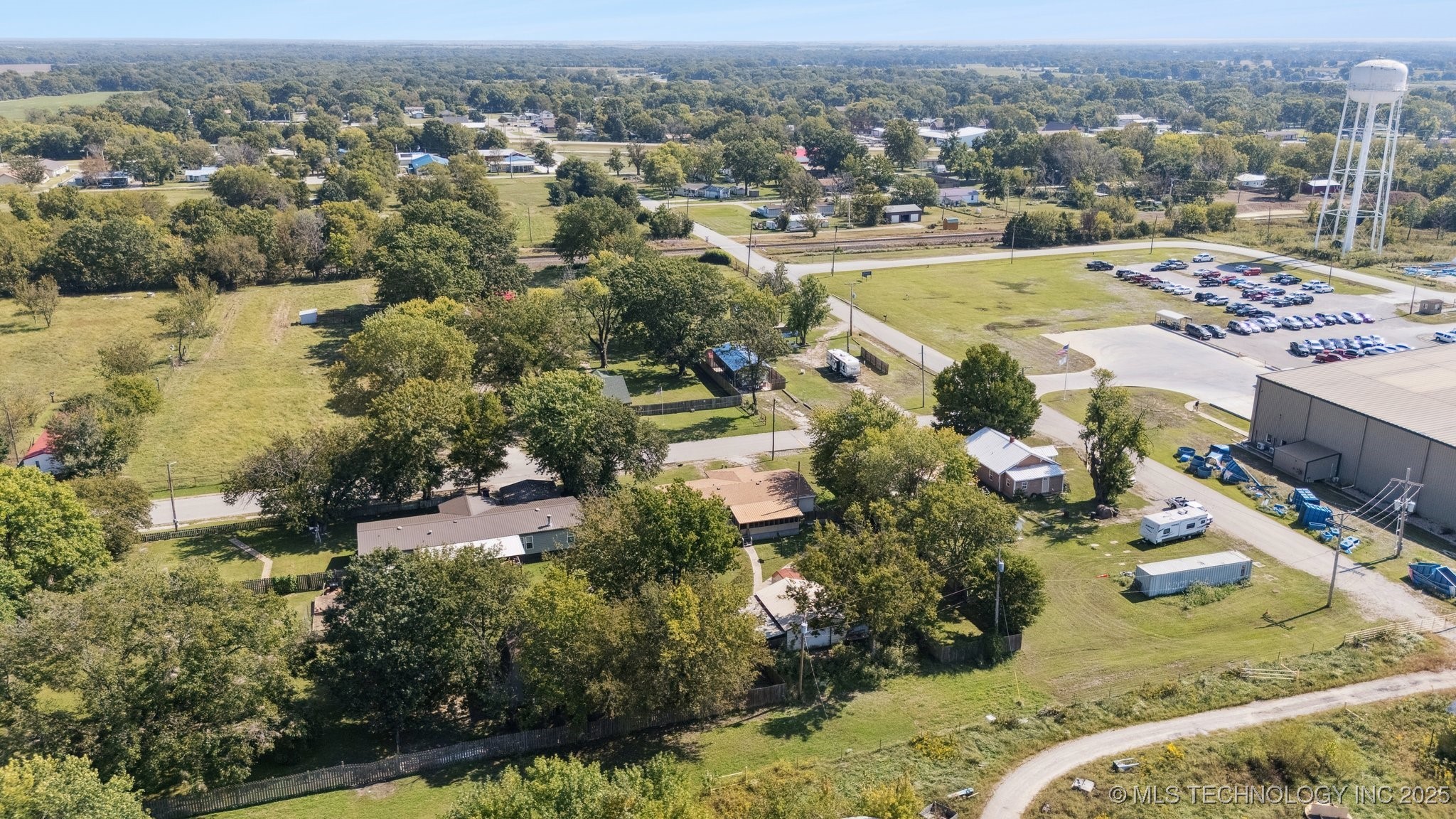 210 Osage Street Property Photo 27