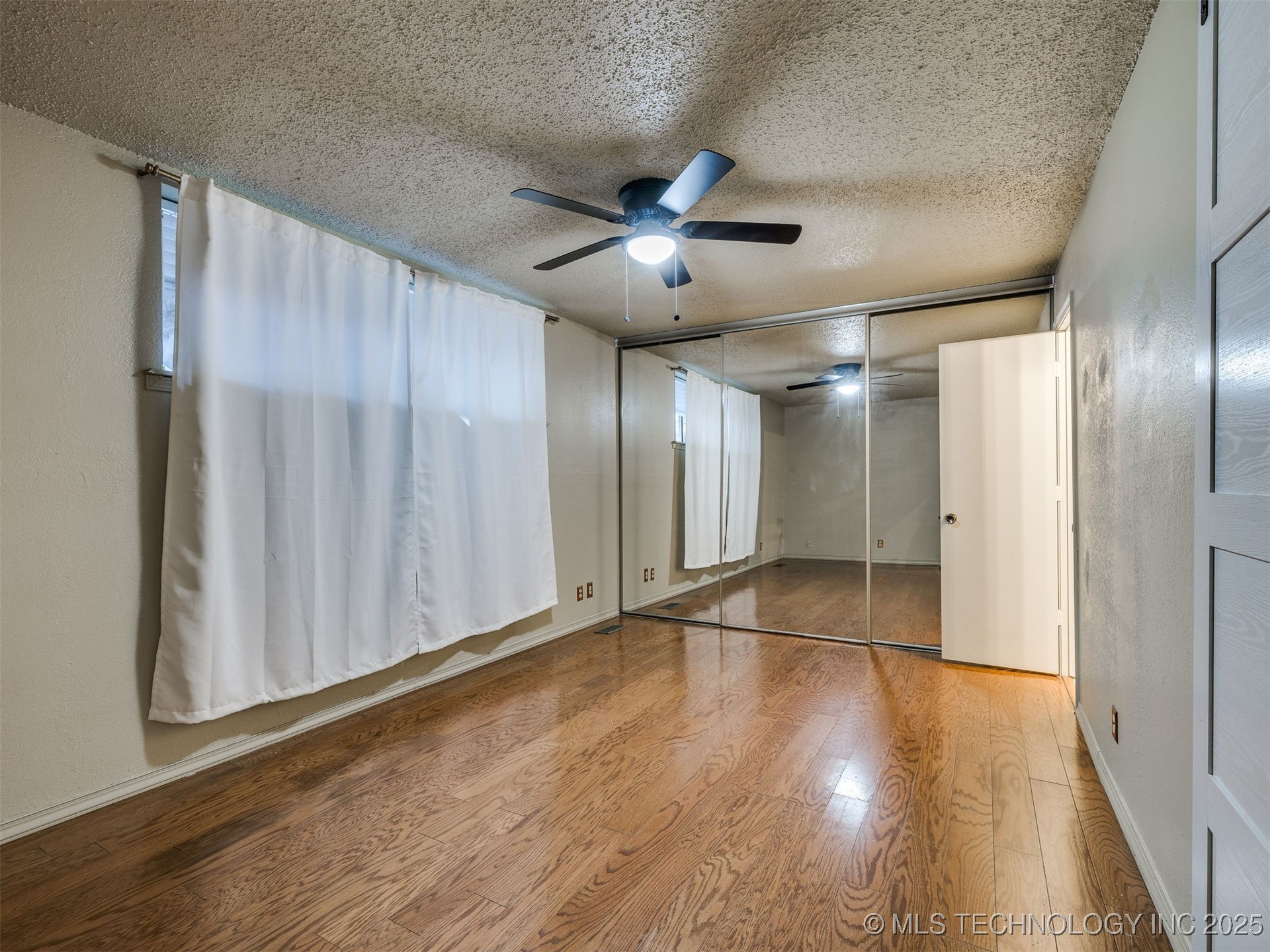 1553 S Riverside Drive 1553 Property Photo 34